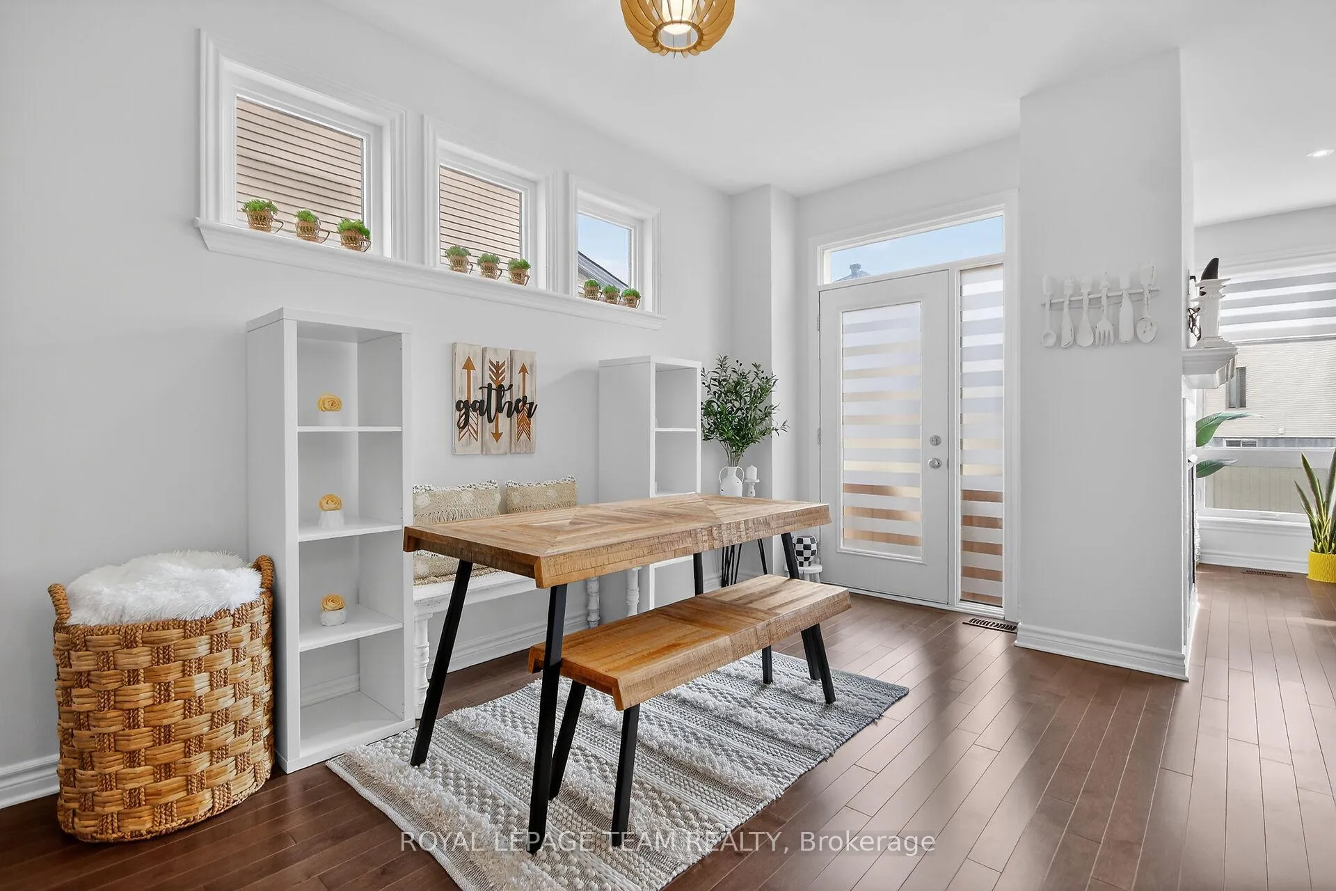 Photo 14 of 545 Borbridge Avenue, Ottawa, Riverside South/Gloucester Glen — HOMEH