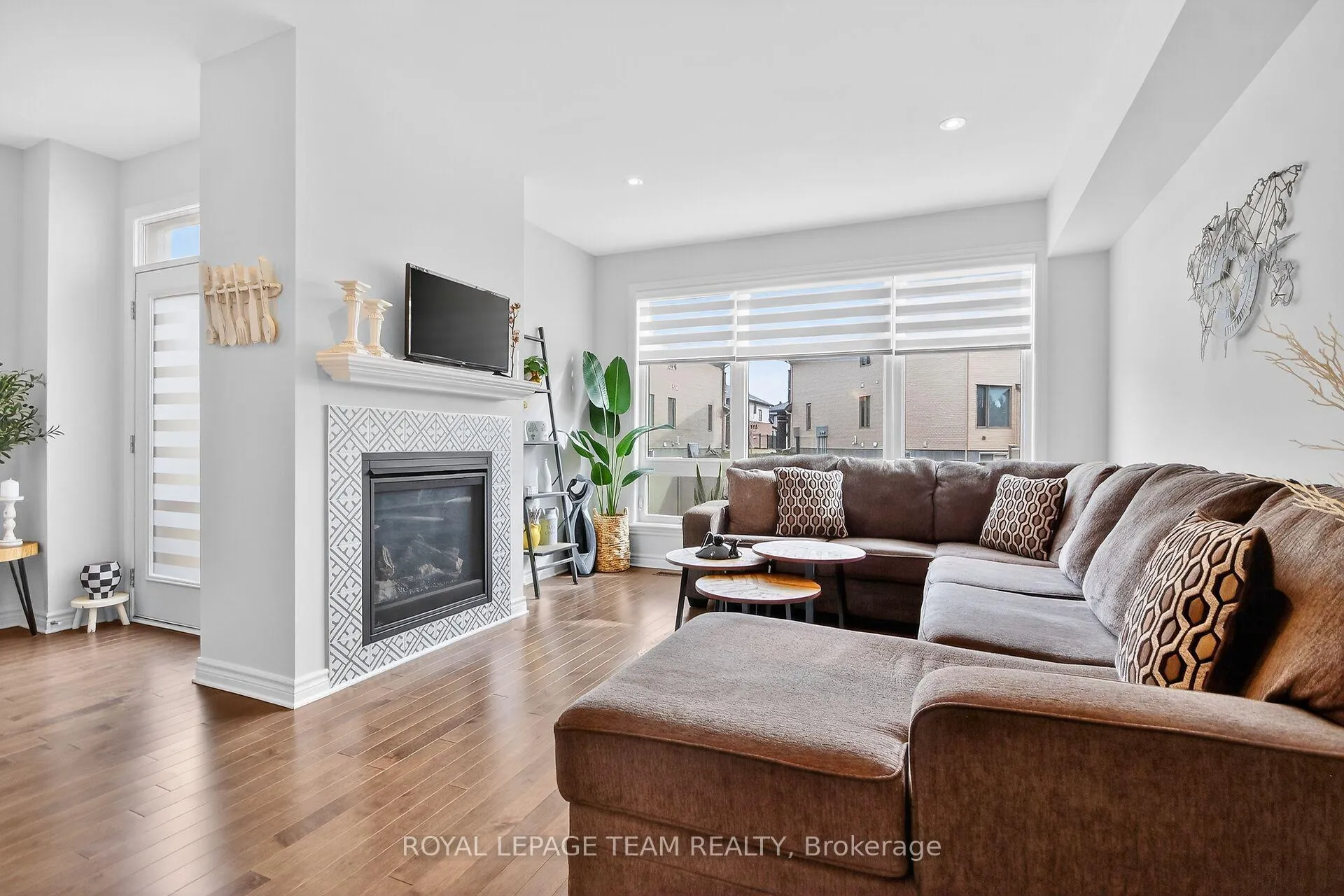 Photo 16 of 545 Borbridge Avenue, Ottawa, Riverside South/Gloucester Glen — HOMEH