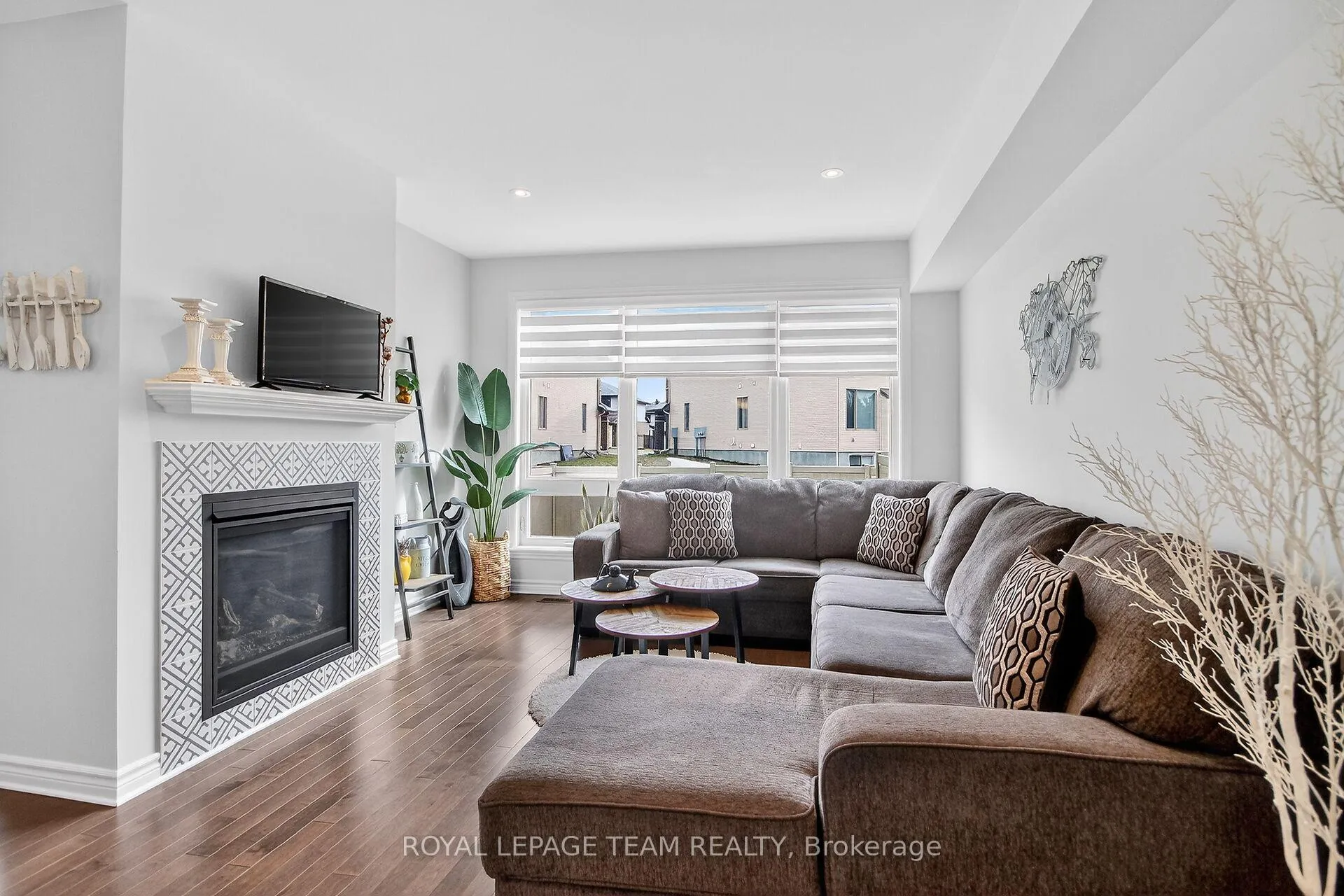 Photo 17 of 545 Borbridge Avenue, Ottawa, Riverside South/Gloucester Glen — HOMEH