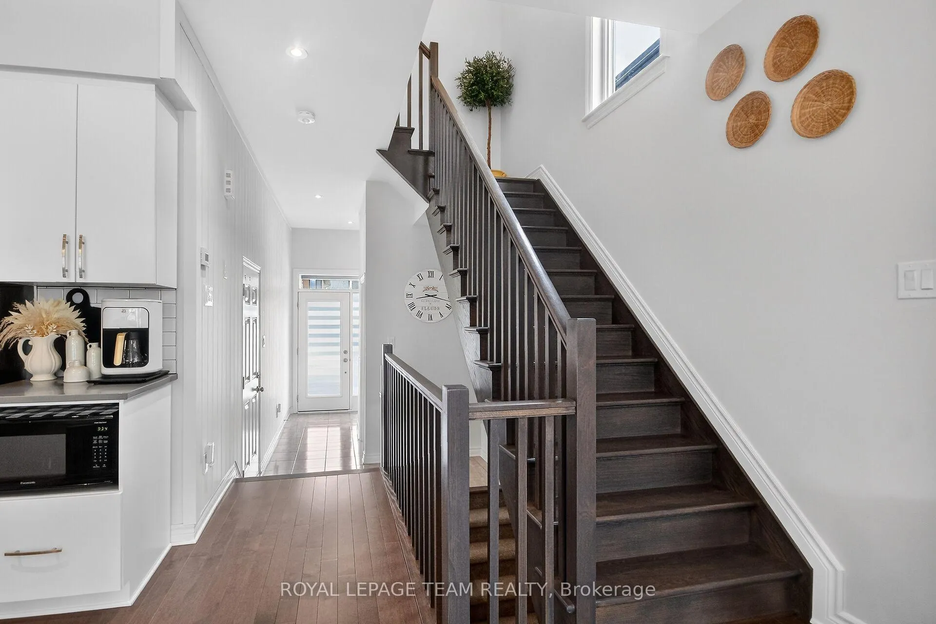 Photo 19 of 545 Borbridge Avenue, Ottawa, Riverside South/Gloucester Glen — HOMEH