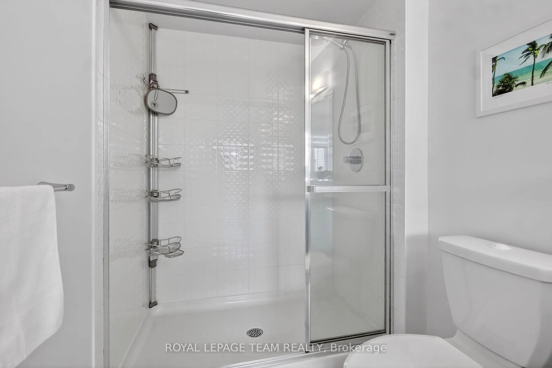 Photo 23 of 545 Borbridge Avenue, Ottawa, Riverside South/Gloucester Glen — HOMEH