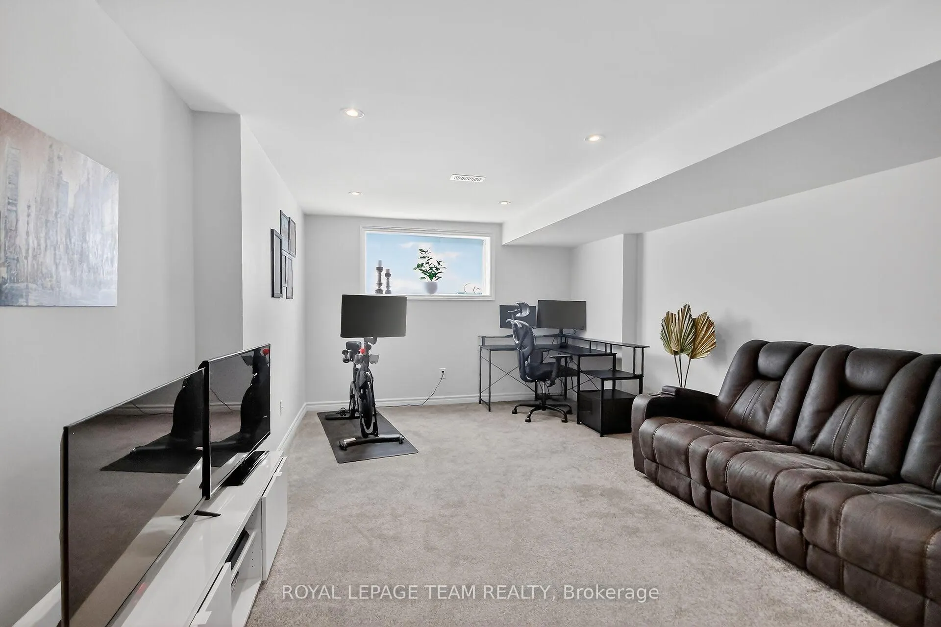 Photo 32 of 545 Borbridge Avenue, Ottawa, Riverside South/Gloucester Glen — HOMEH