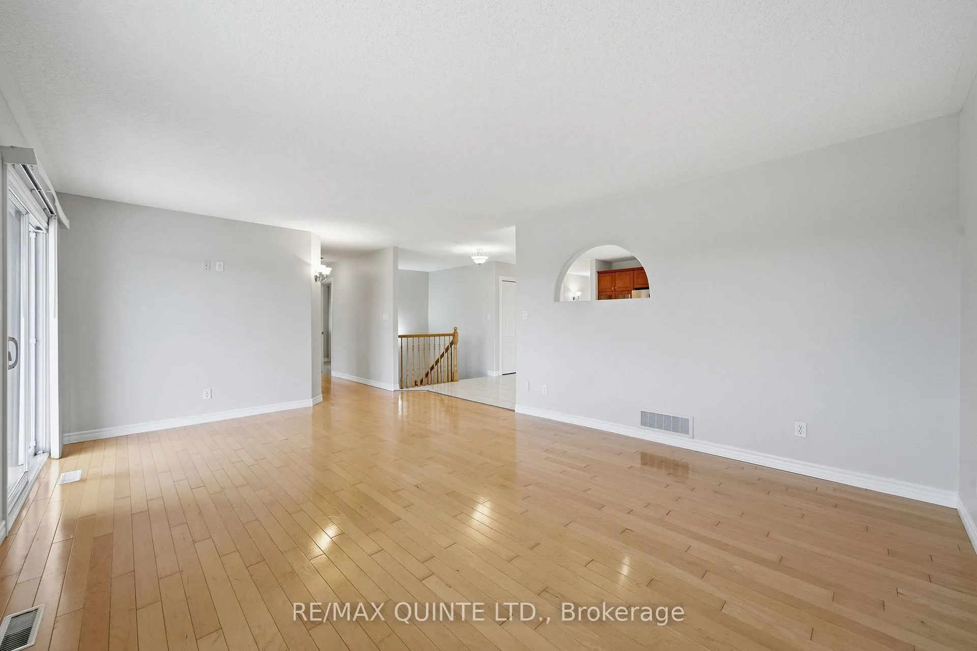 Photo 22 of 24 Britton Place, Belleville, Belleville Ward — HOMEH