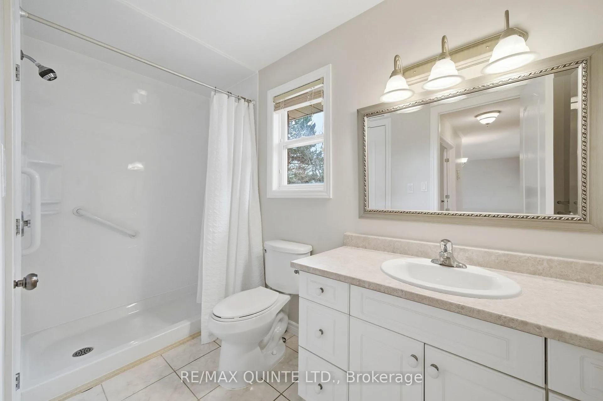 Photo 31 of 24 Britton Place, Belleville, Belleville Ward — HOMEH