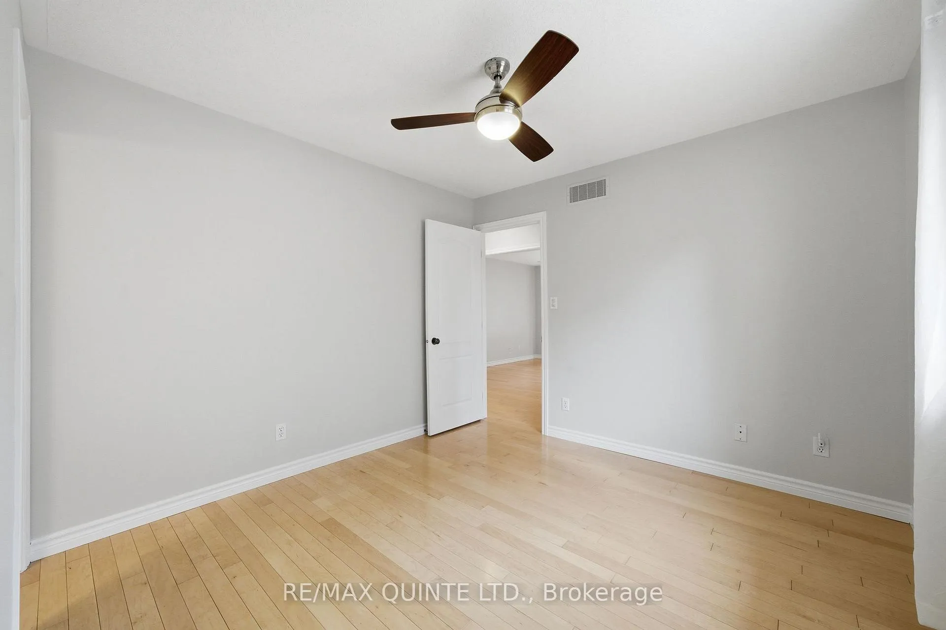 Photo 34 of 24 Britton Place, Belleville, Belleville Ward — HOMEH
