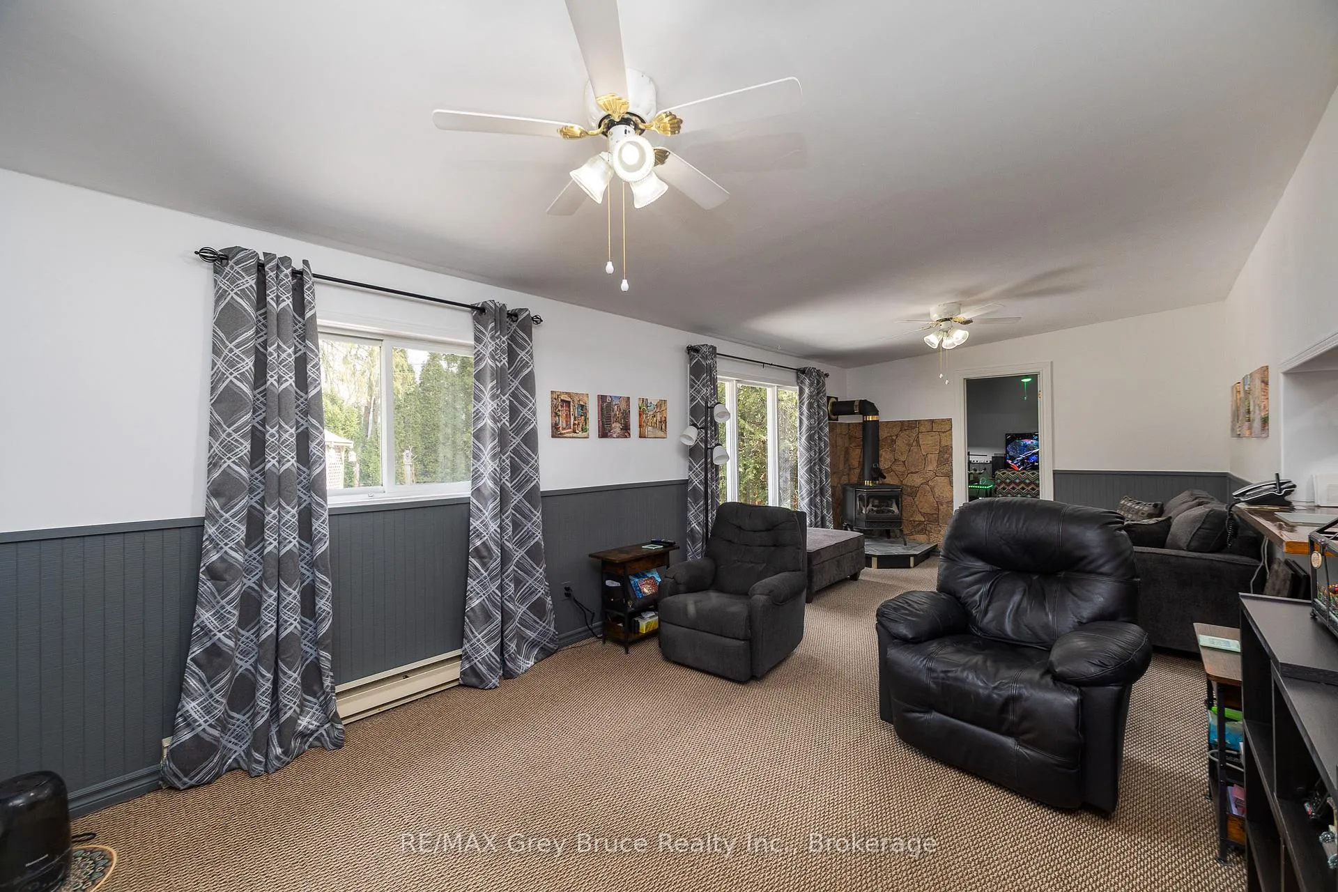 Photo 8 of 1075 6th Avenue W, Owen Sound — HOMEH