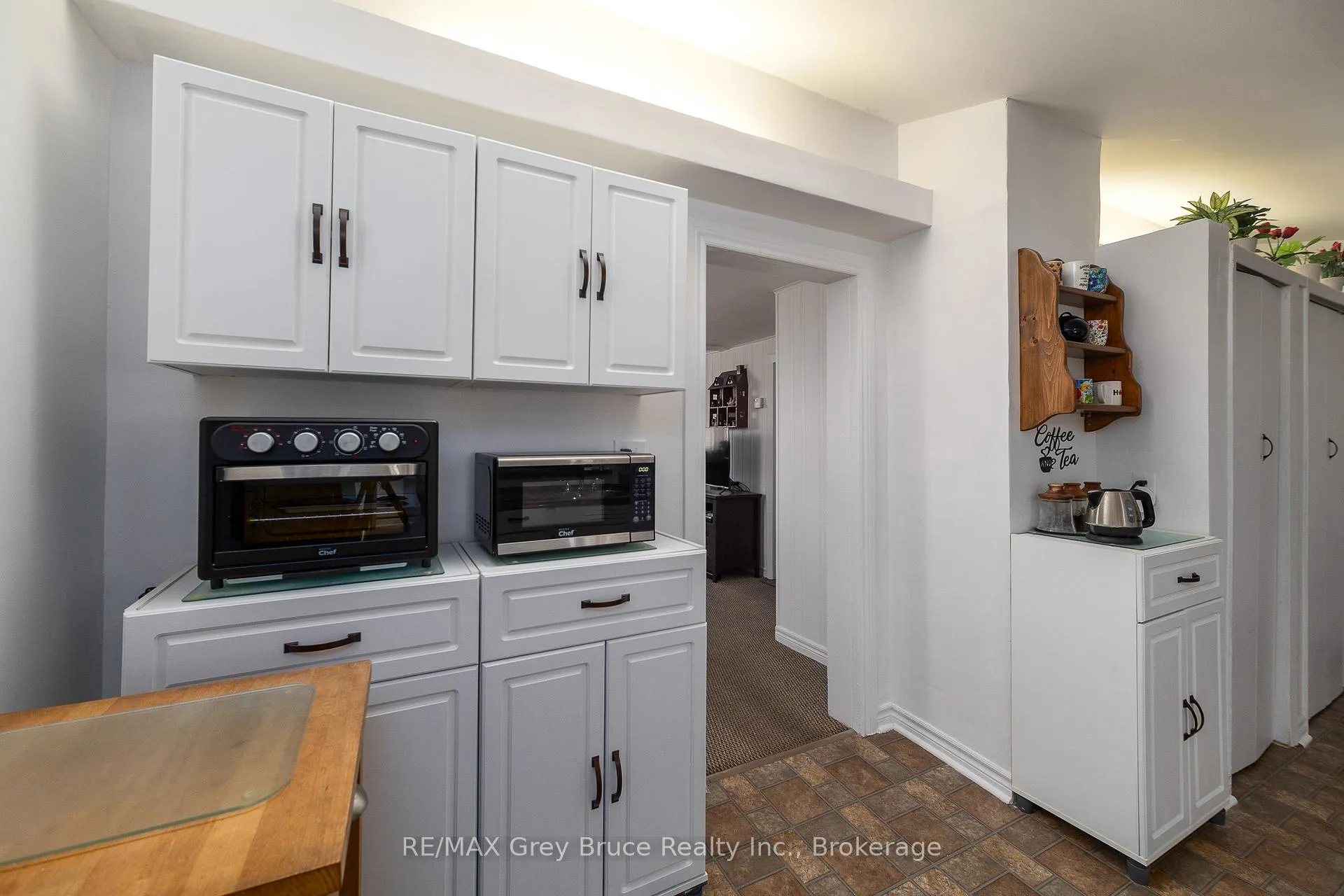 Photo 15 of 1075 6th Avenue W, Owen Sound — HOMEH