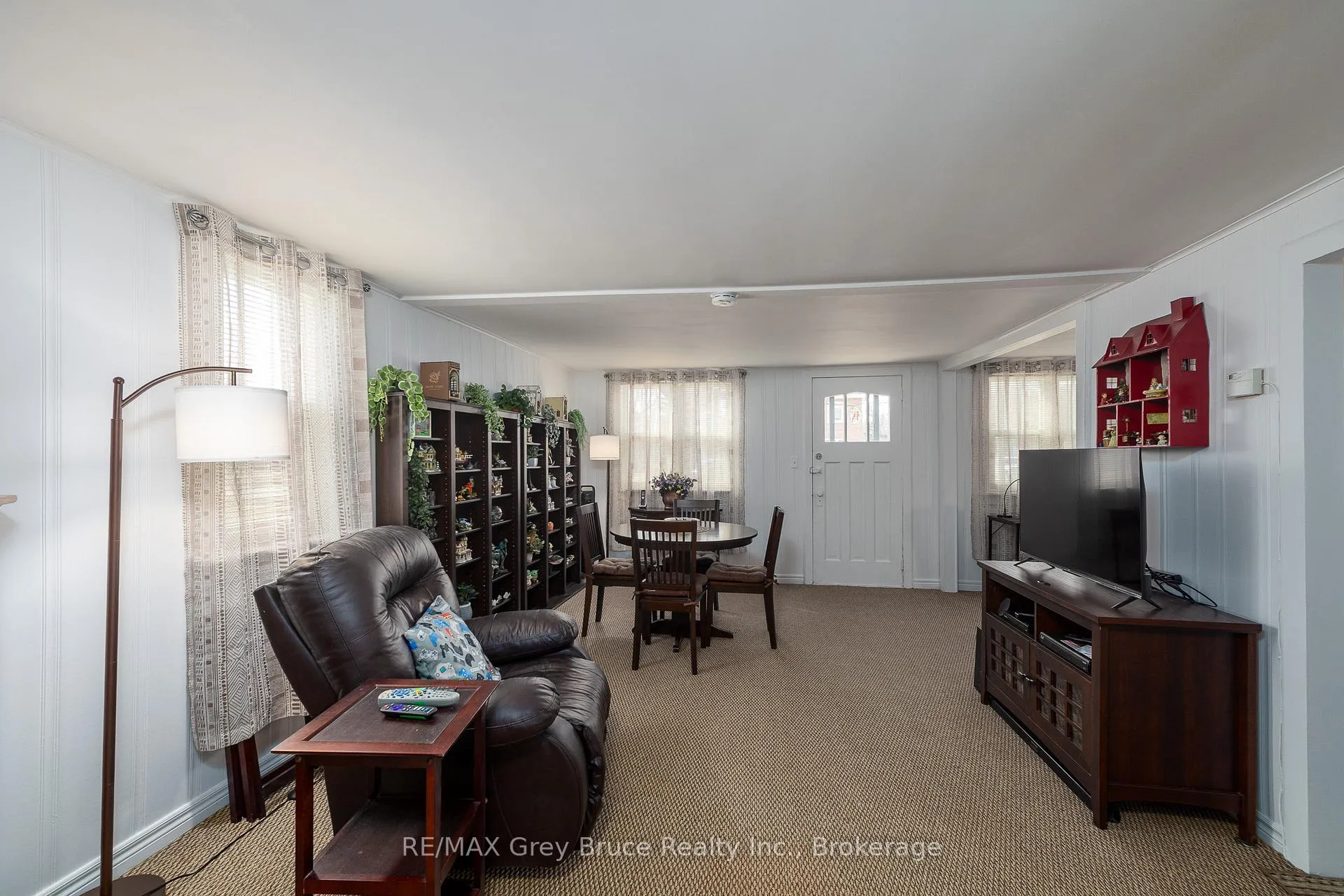 Photo 18 of 1075 6th Avenue W, Owen Sound — HOMEH