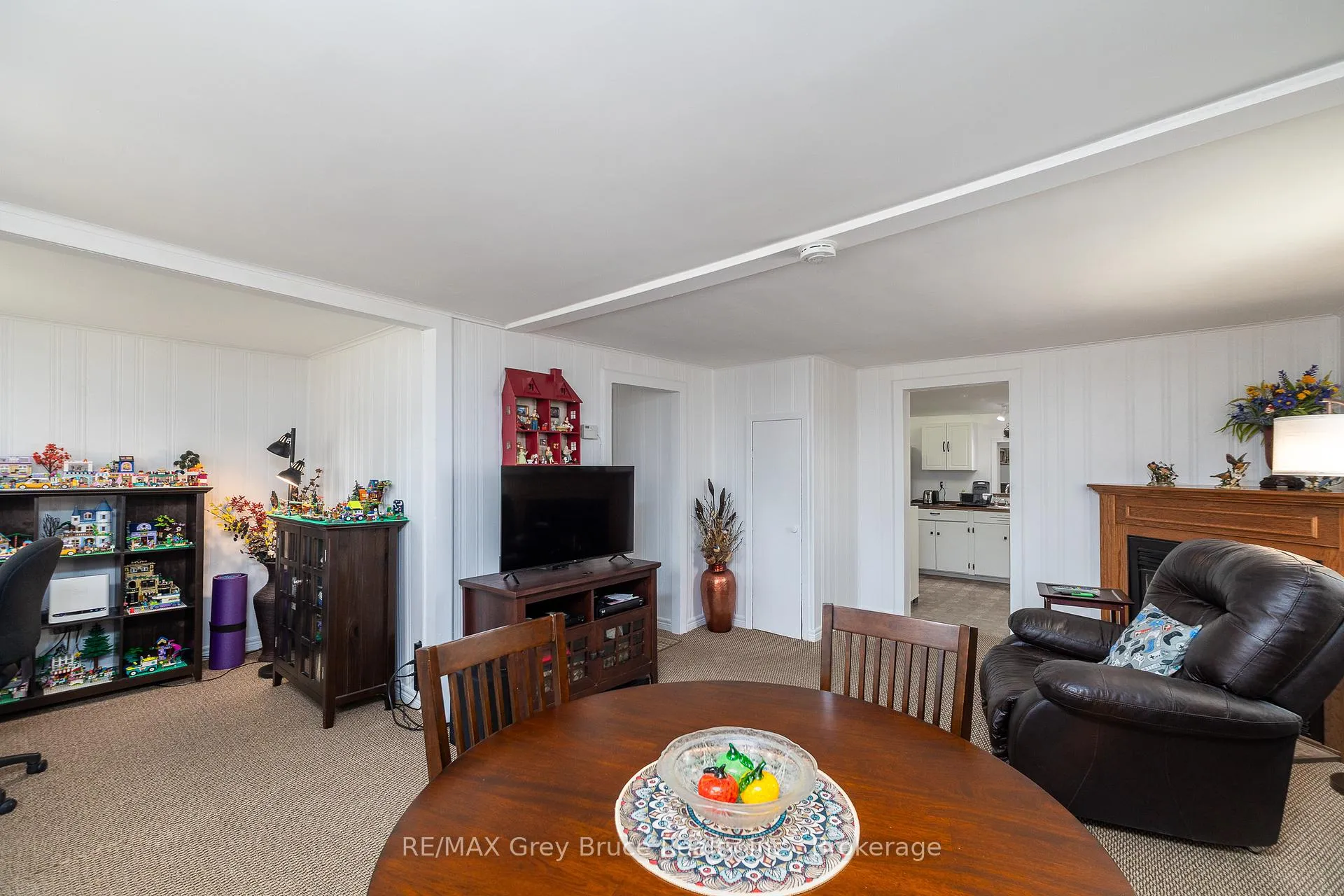 Photo 20 of 1075 6th Avenue W, Owen Sound — HOMEH