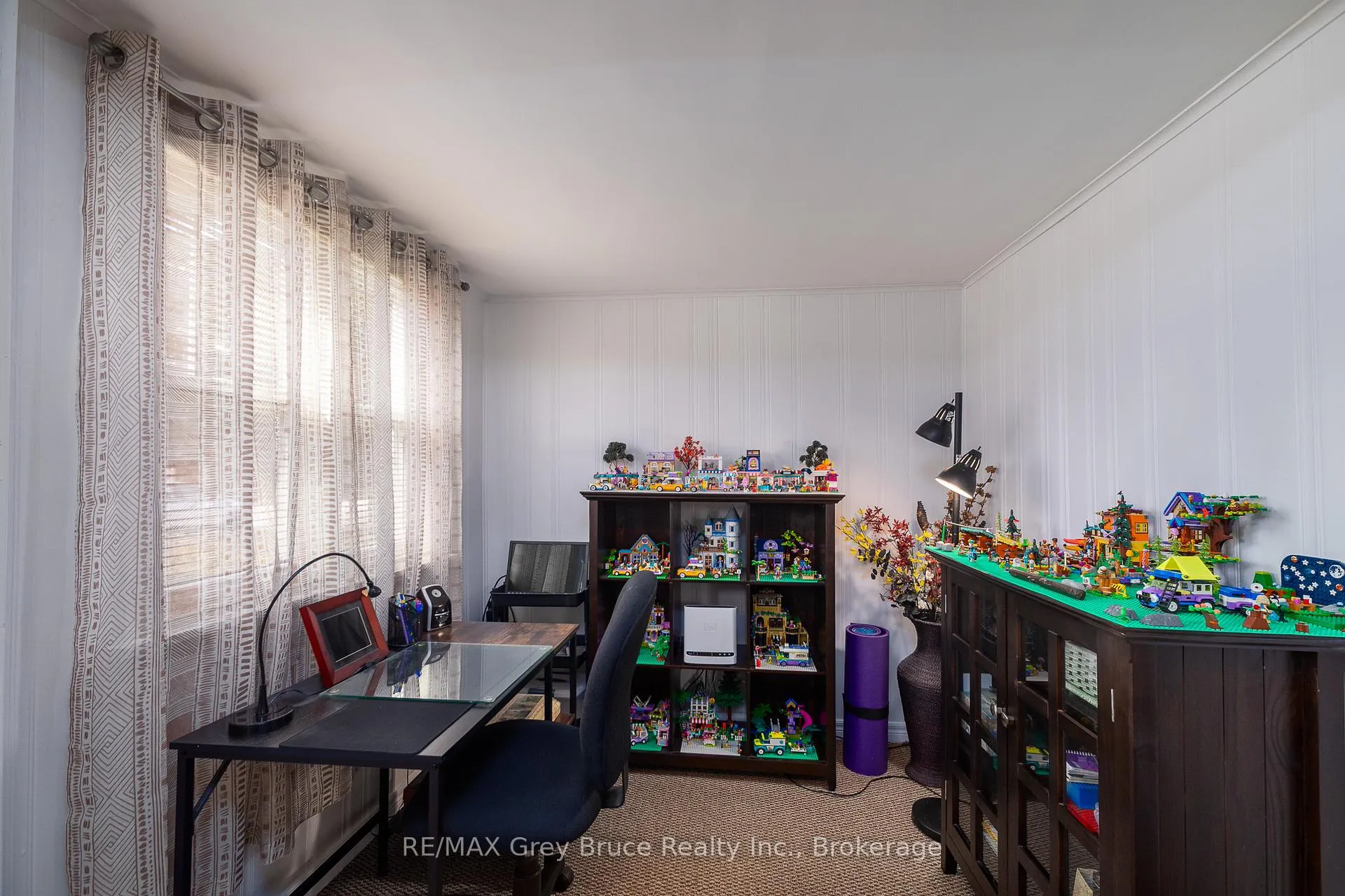 Photo 23 of 1075 6th Avenue W, Owen Sound — HOMEH