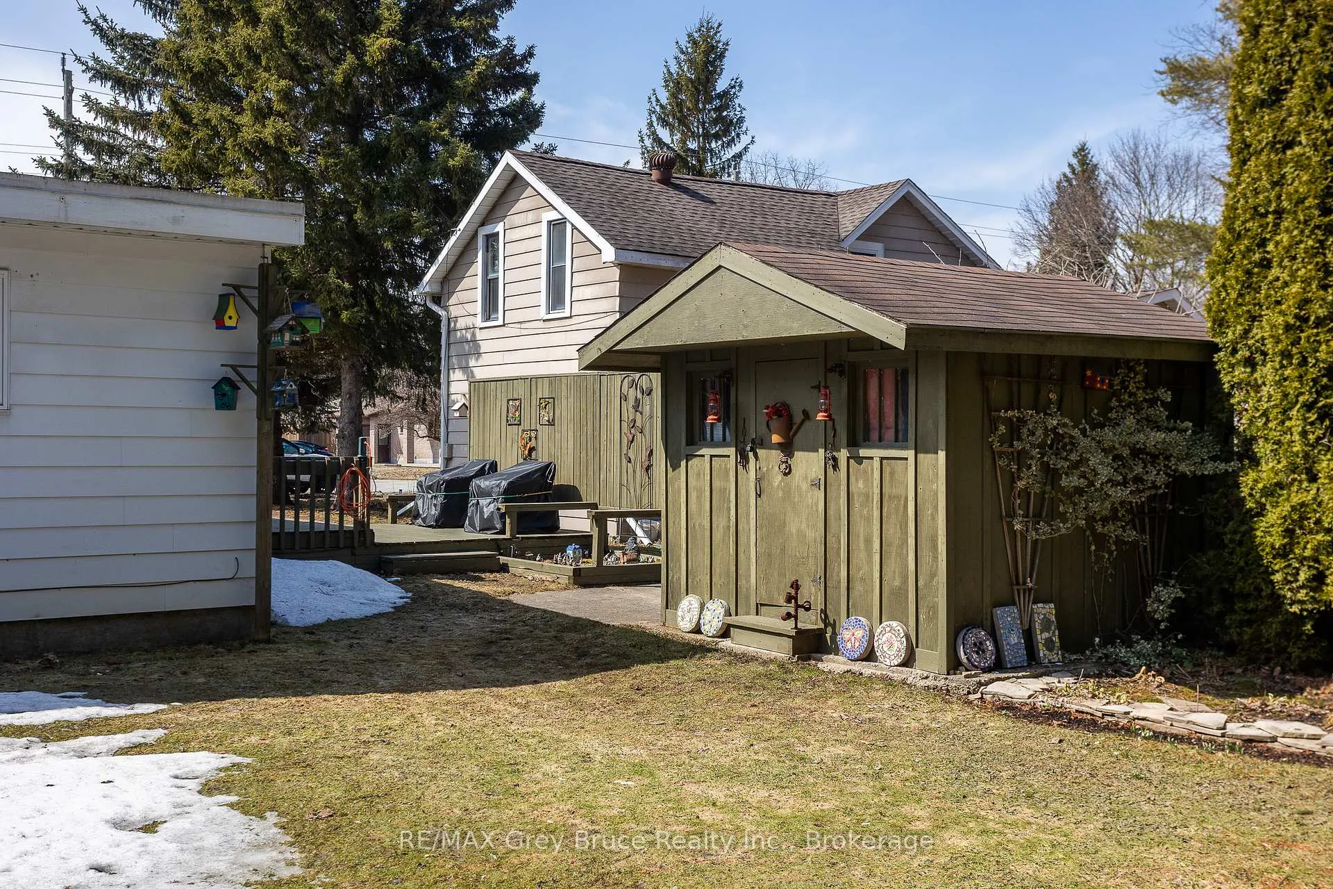 Photo 36 of 1075 6th Avenue W, Owen Sound — HOMEH