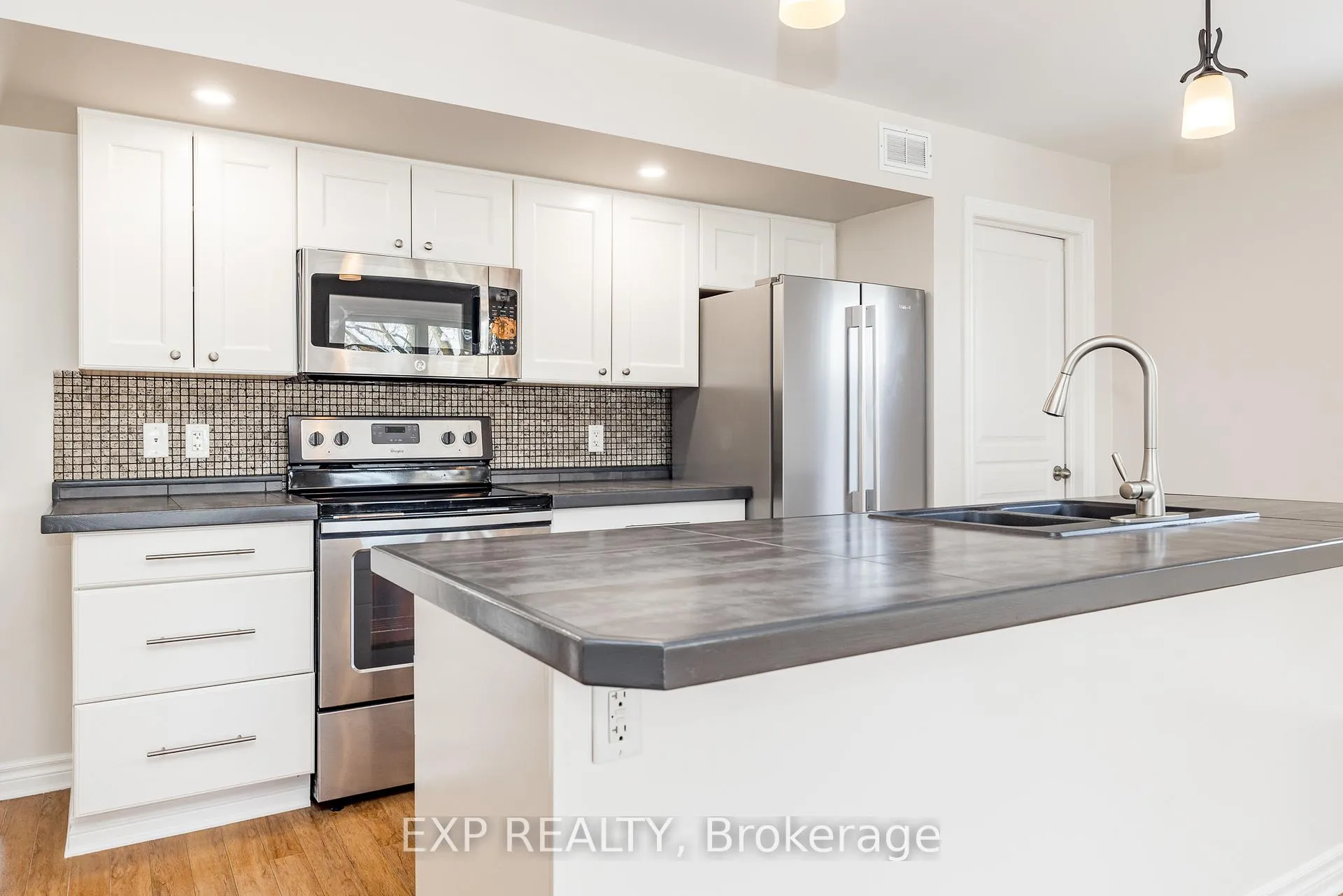 Photo 16 of 193 Napoleon Street, Carleton Place — HOMEH