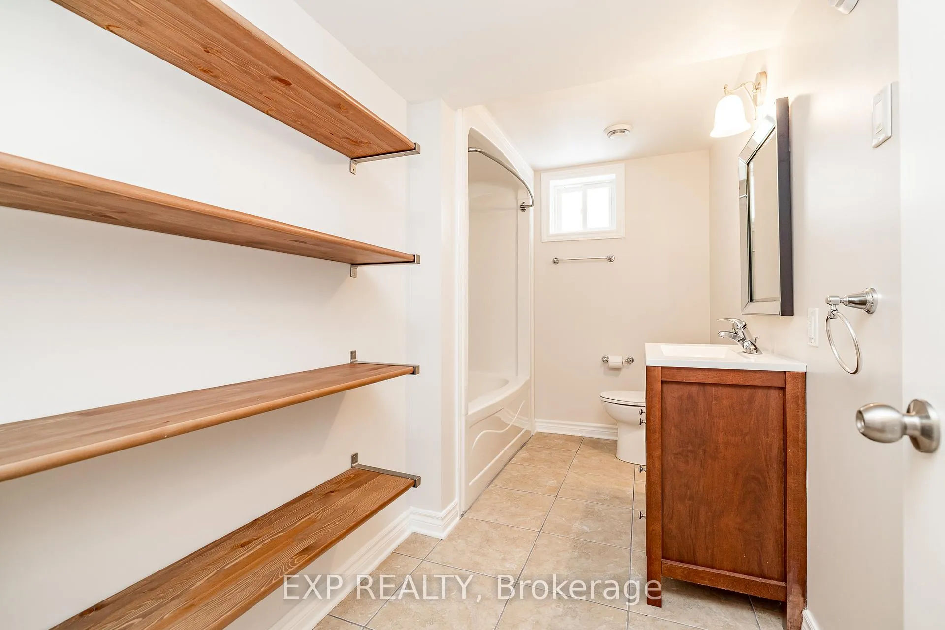 Photo 37 of 193 Napoleon Street, Carleton Place — HOMEH