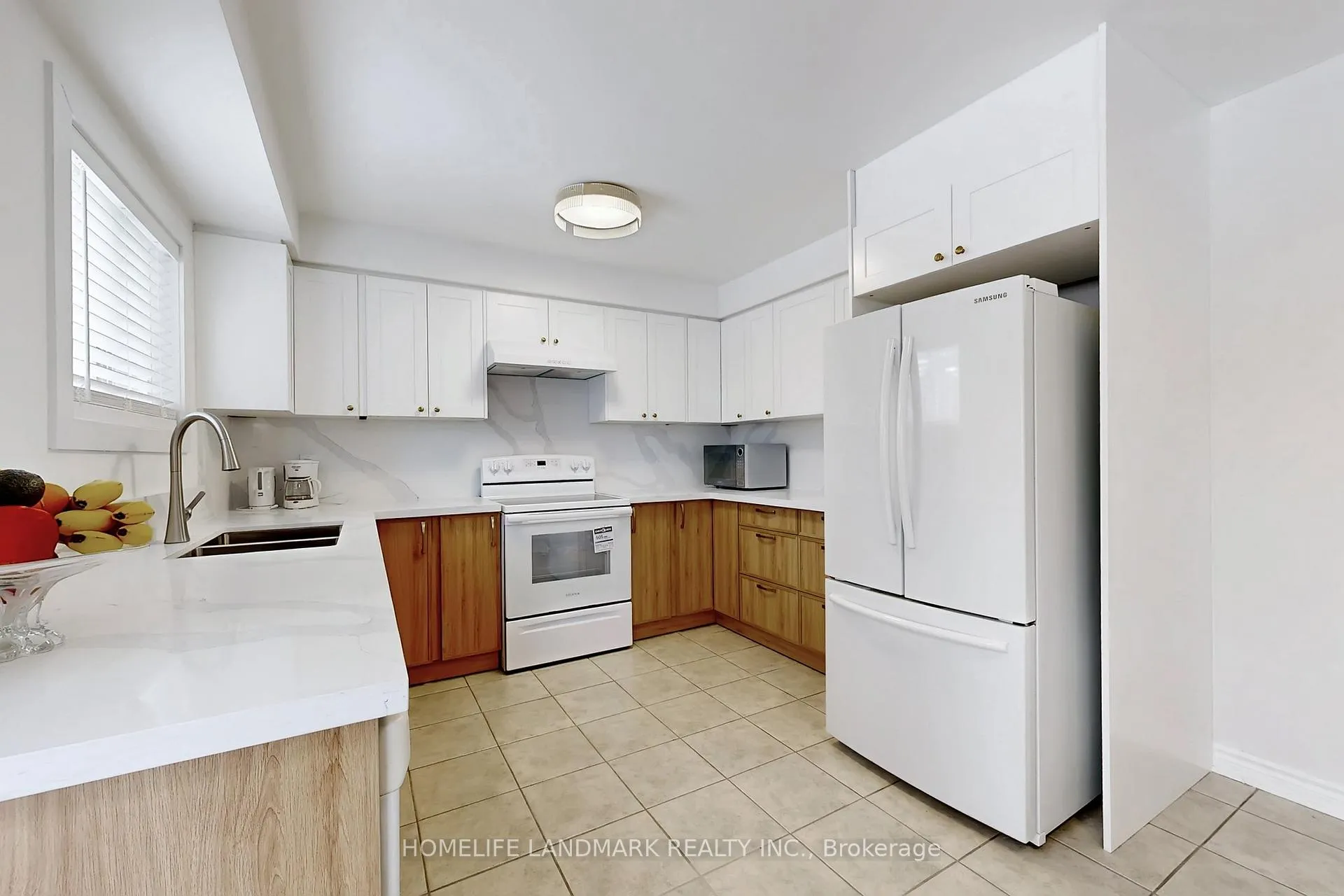 Photo 11 of 7 Lancashire Road, Markham, Unionville — HOMEH