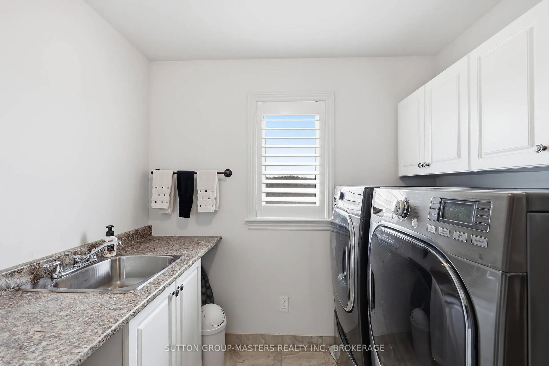 Photo 34 of 1317 Greenwood Park Drive, Kingston, Kingston East (Incl Barret Crt) — HOMEH