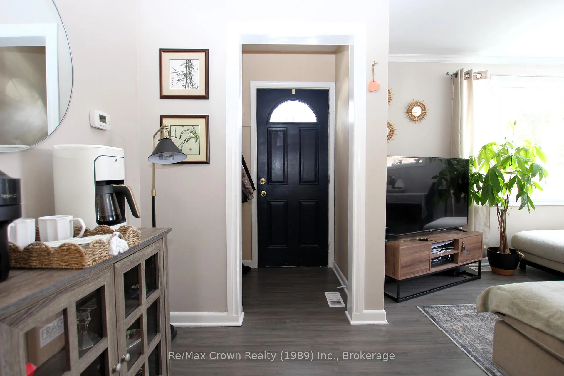 Photo 3 of 184 Lee Avenue, North Bay, Ferris — HOMEH
