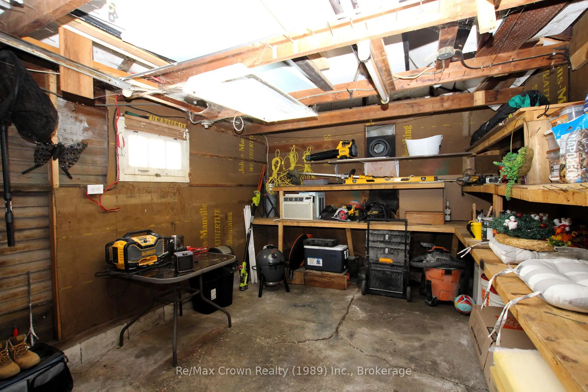 Photo 32 of 184 Lee Avenue, North Bay, Ferris — HOMEH