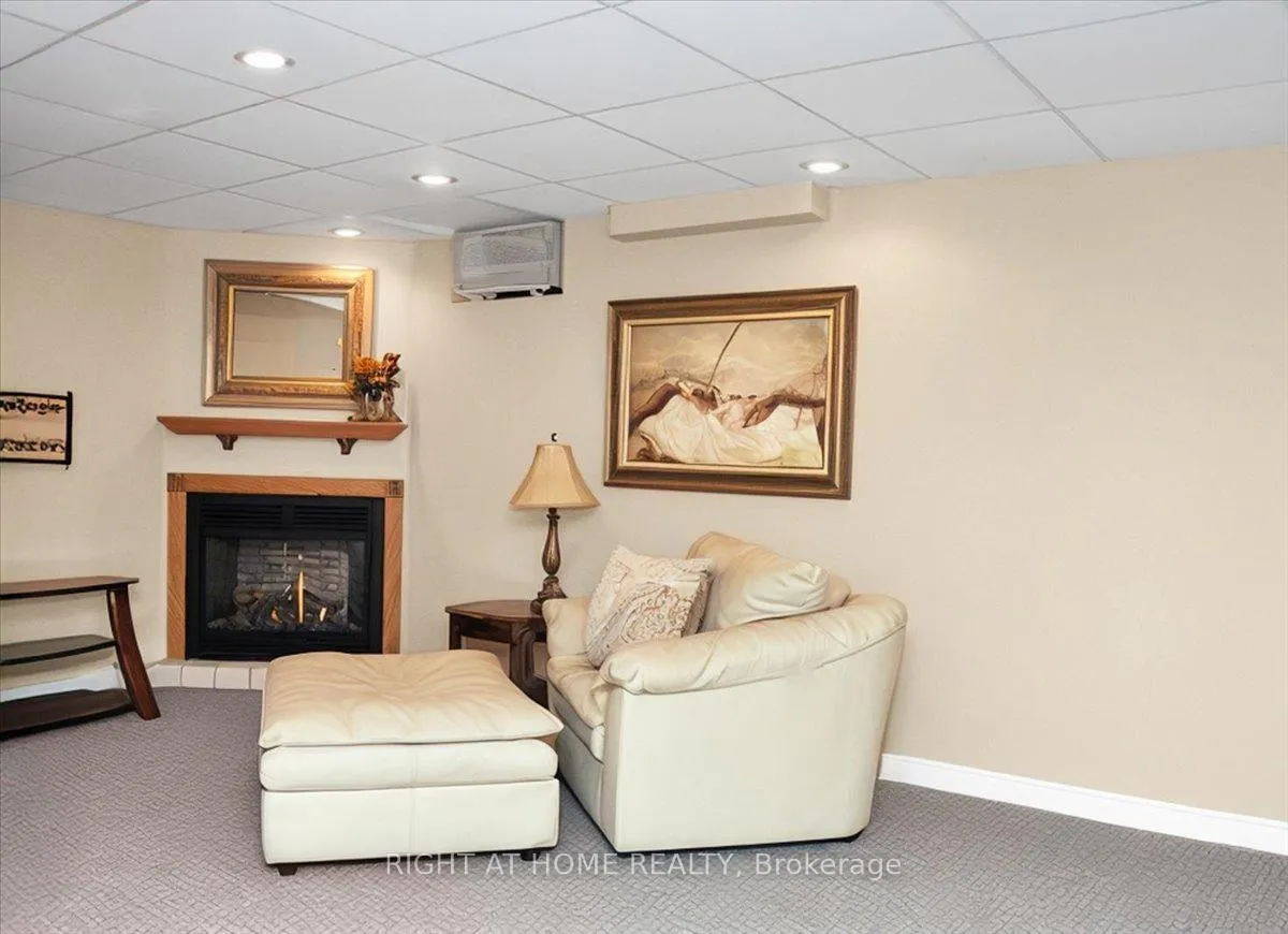 Photo 16 of 7 Michael Crescent, Barrie, East Bayfield — HOMEH
