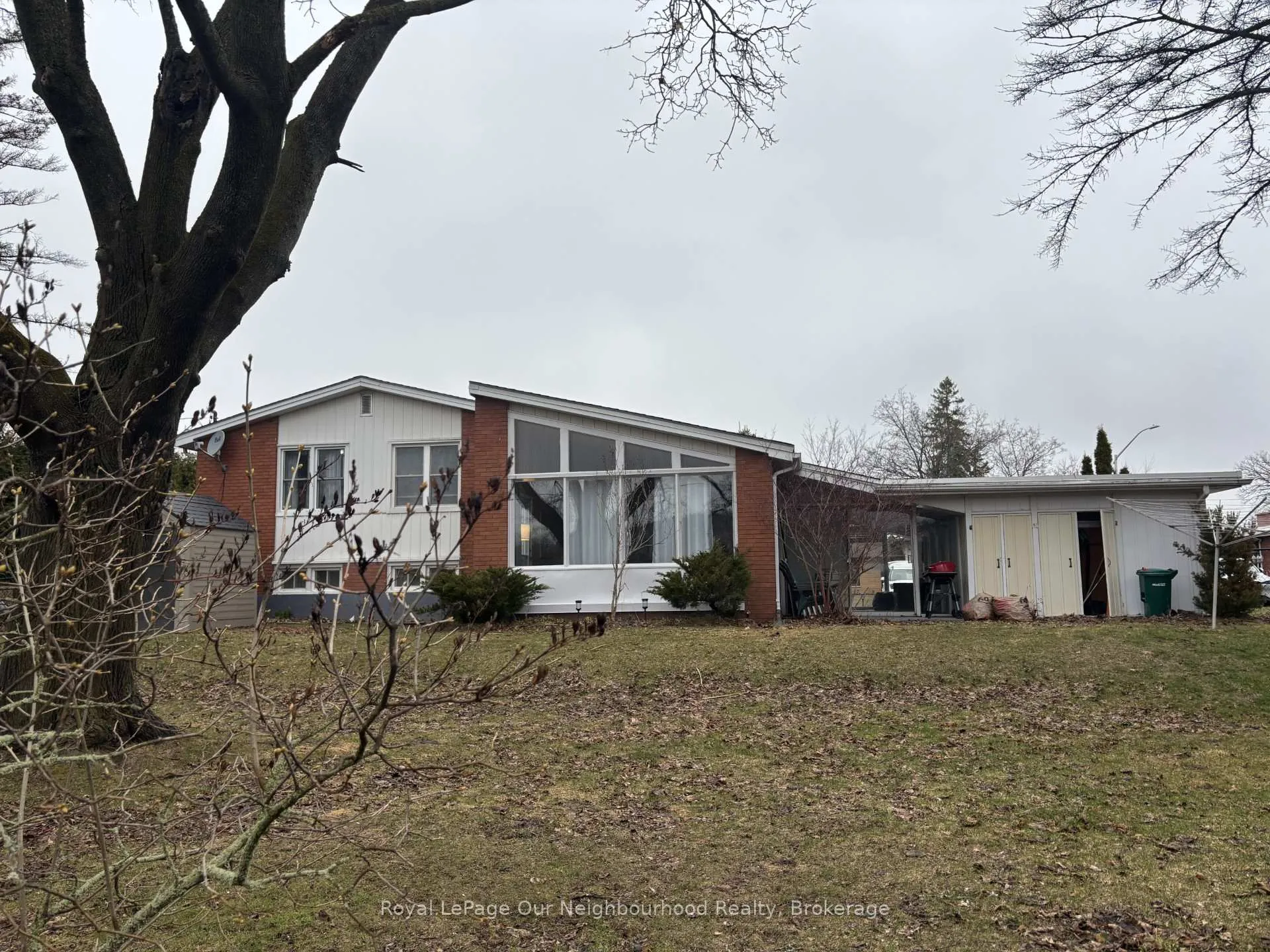 Photo 22 of 66 sidney Crescent, Quinte West, Sidney Ward — HOMEH