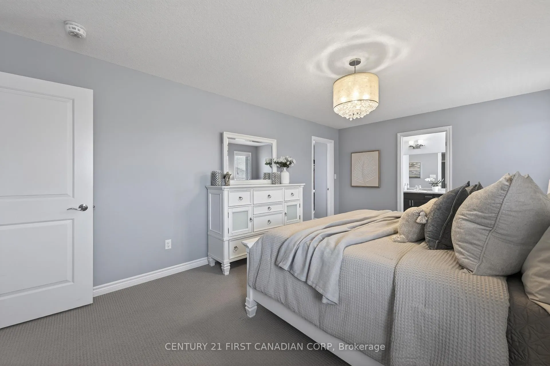 Photo 17 of 3173 Singleton Avenue, London, South W — HOMEH