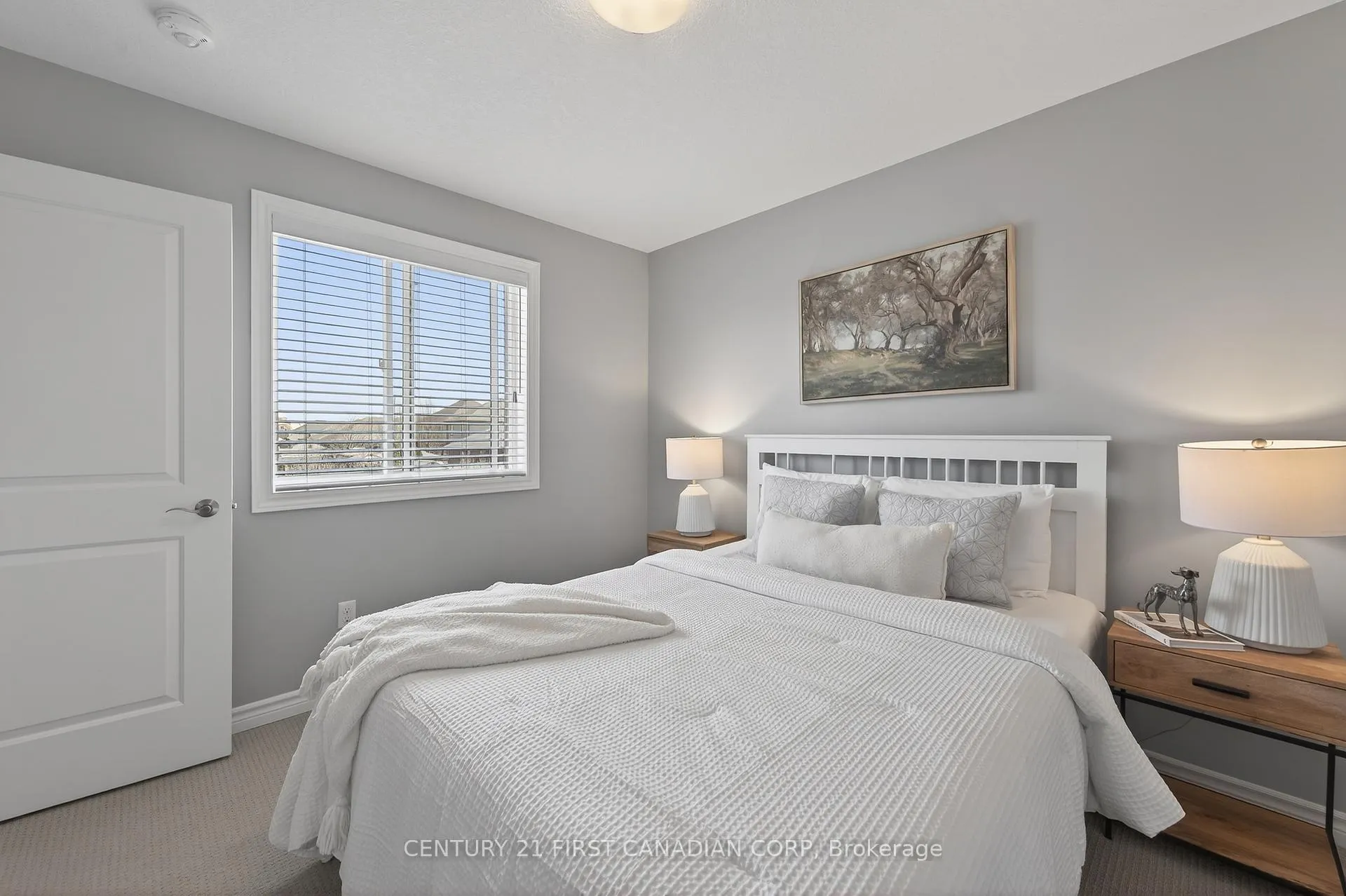 Photo 22 of 3173 Singleton Avenue, London, South W — HOMEH