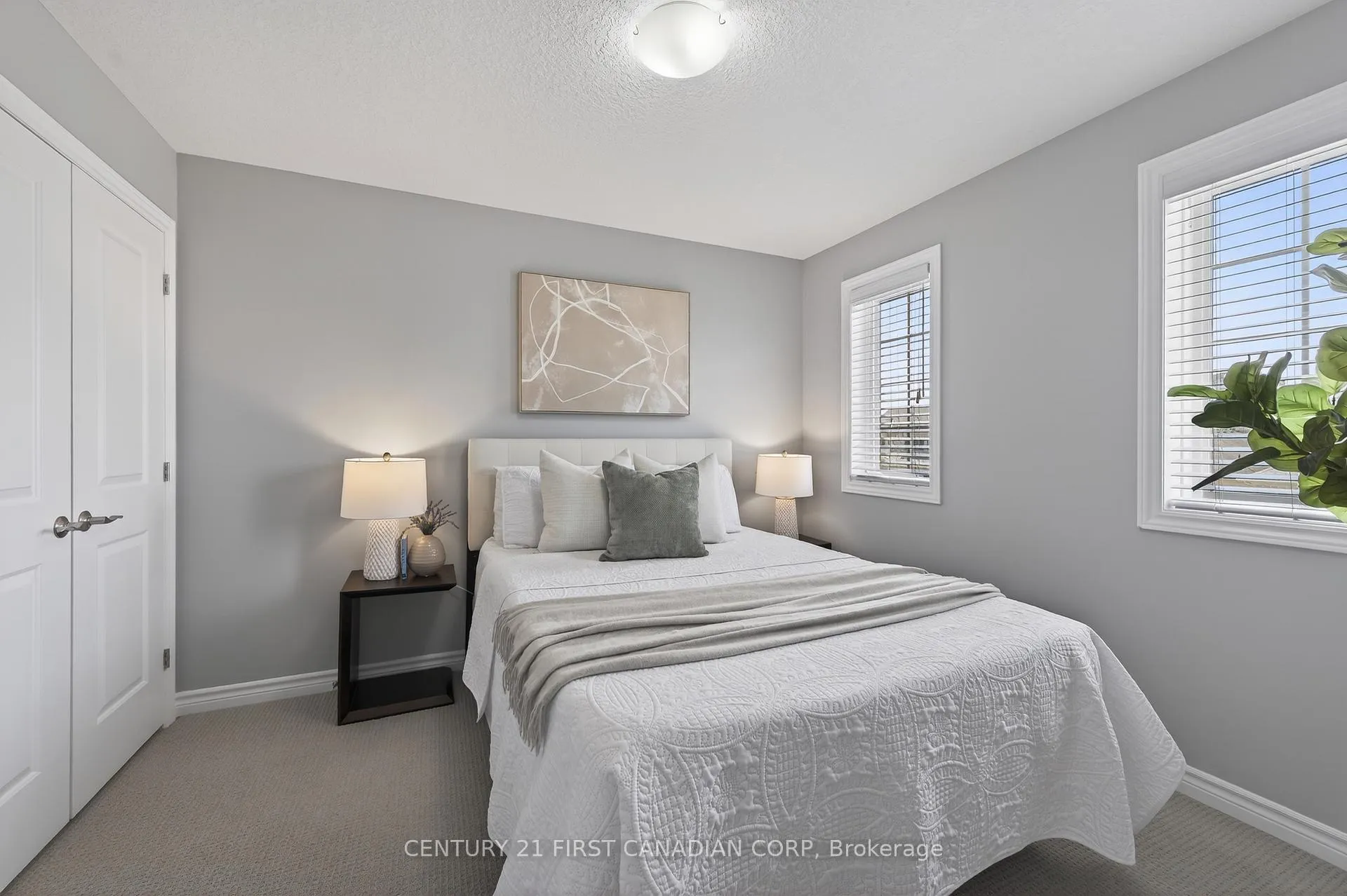 Photo 25 of 3173 Singleton Avenue, London, South W — HOMEH