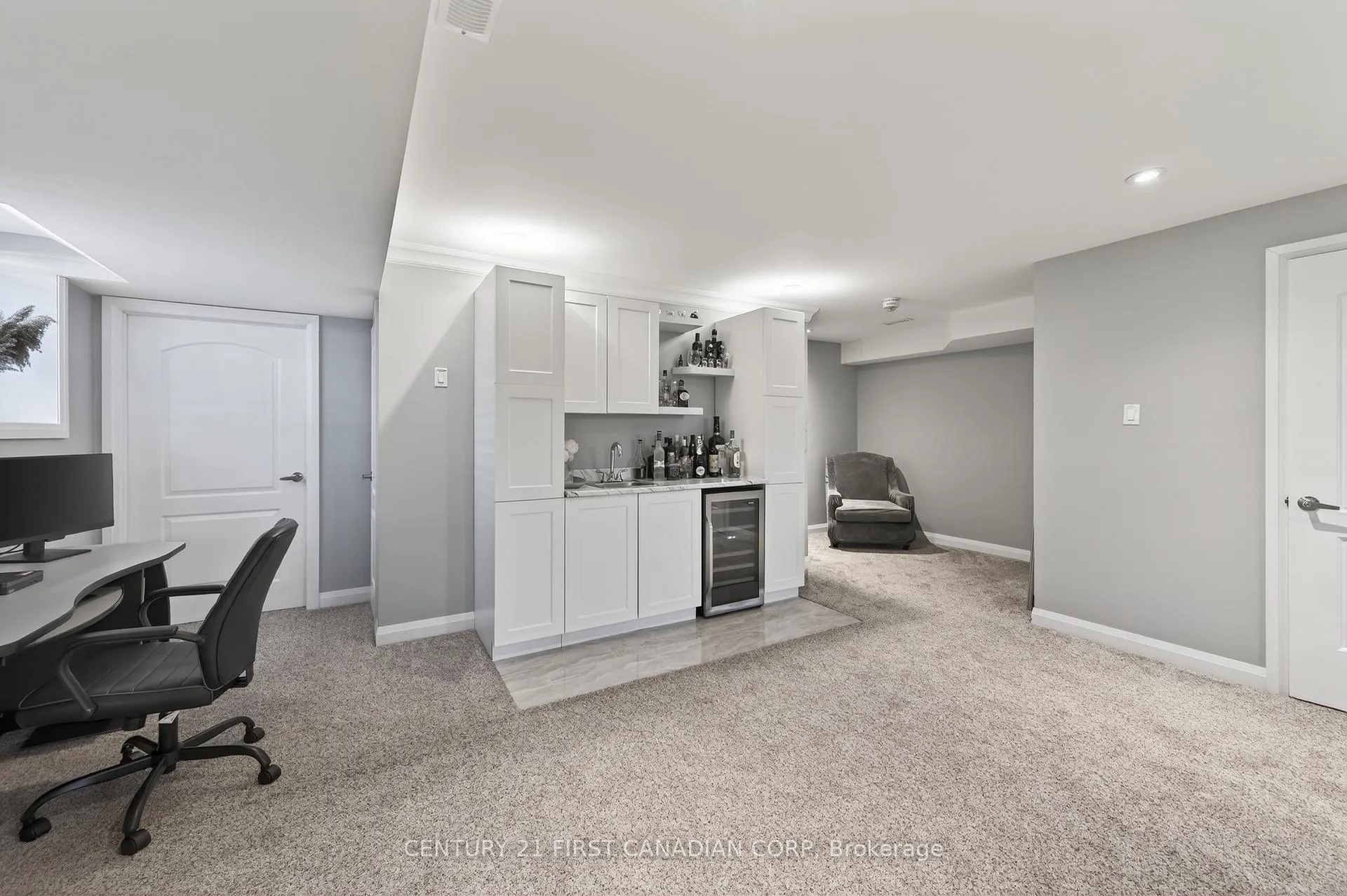 Photo 32 of 3173 Singleton Avenue, London, South W — HOMEH