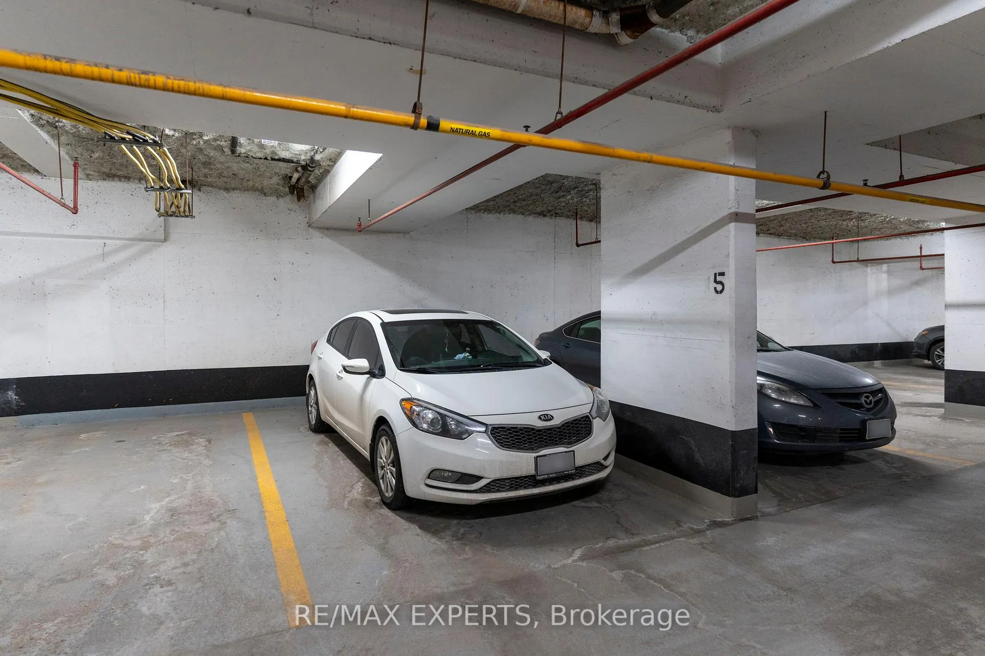 Photo 23 of Unit 212, 8026 Kipling Avenue, Vaughan, West Woodbridge — HOMEH
