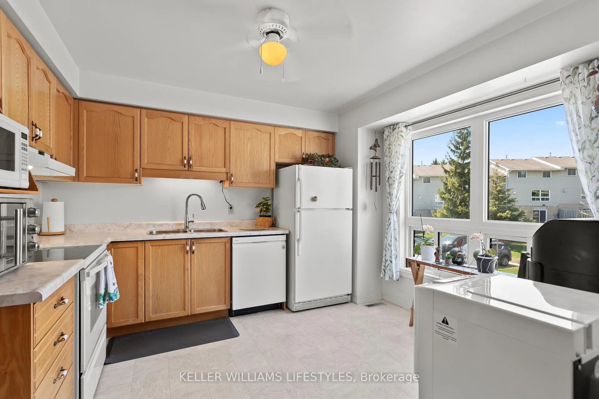 Photo 10 of Unit 23, 536 Third Street, London, East H — HOMEH