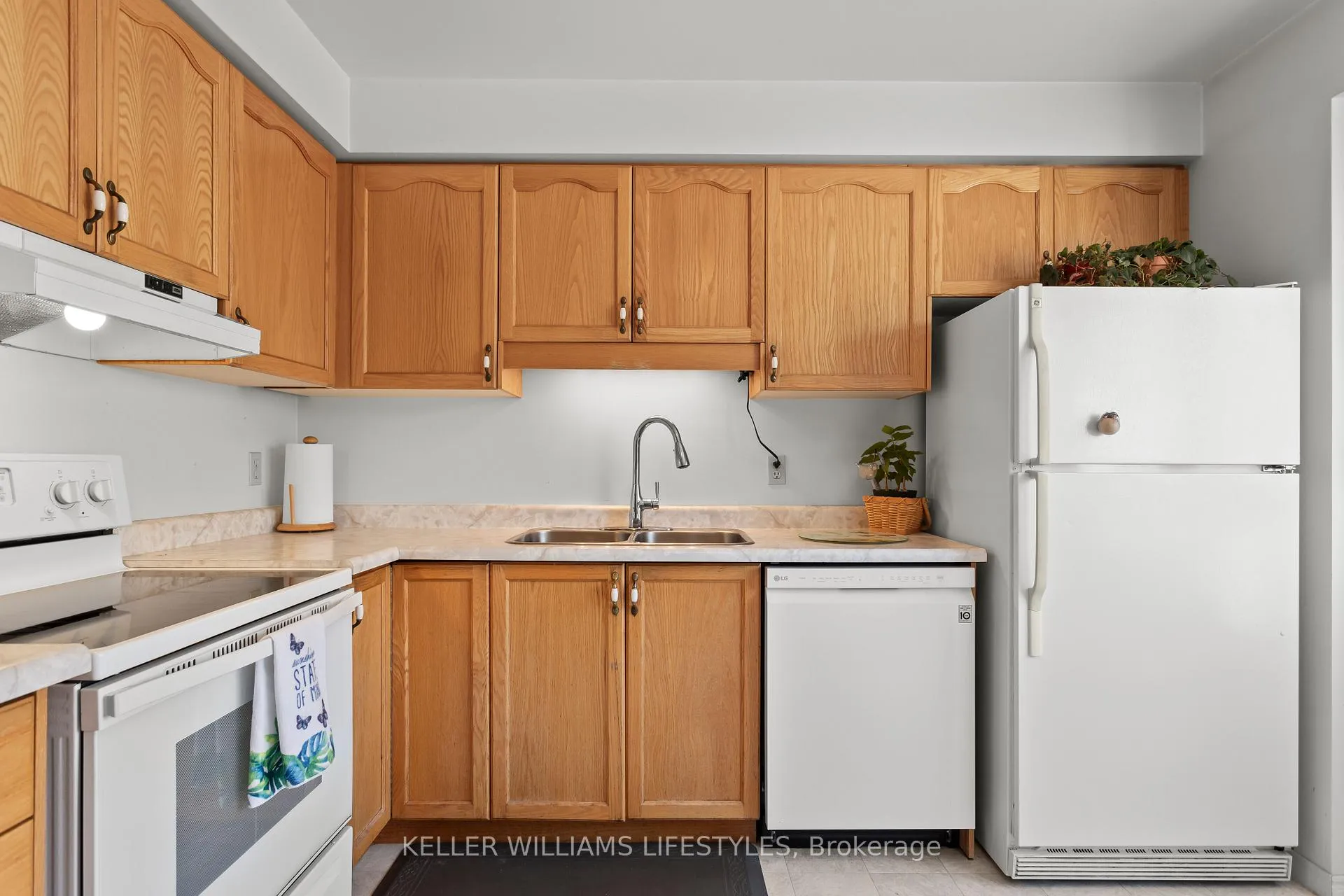 Photo 13 of Unit 23, 536 Third Street, London, East H — HOMEH