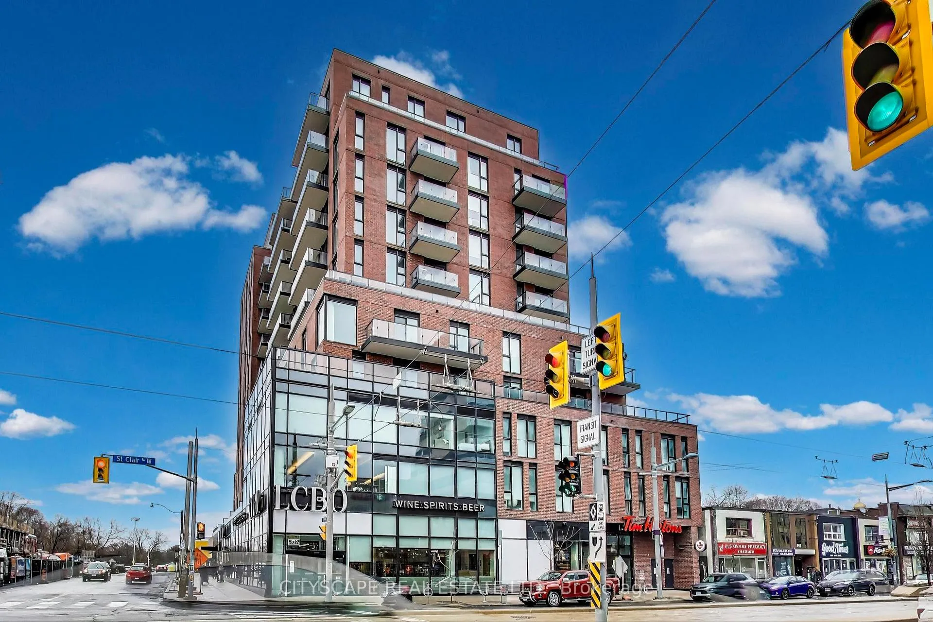 Photo 3 of Unit 1210, 185 Alberta Avenue, Toronto, Oakwood Village — HOMEH