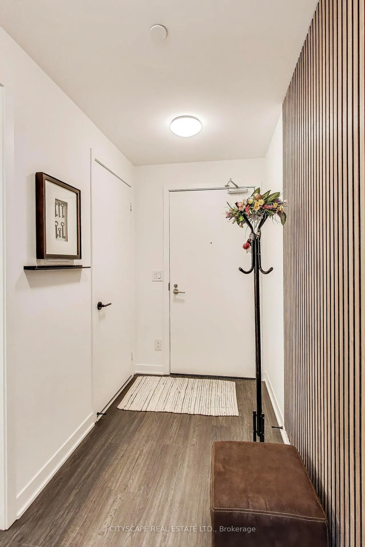Photo 6 of Unit 1210, 185 Alberta Avenue, Toronto, Oakwood Village — HOMEH