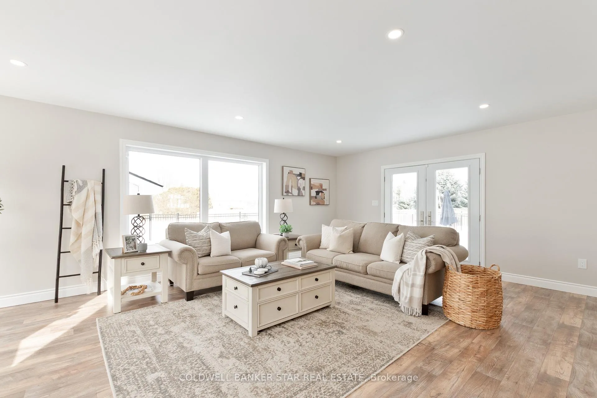Photo 24 of 5229 Wales Crescent, Malahide, Copenhagen — HOMEH