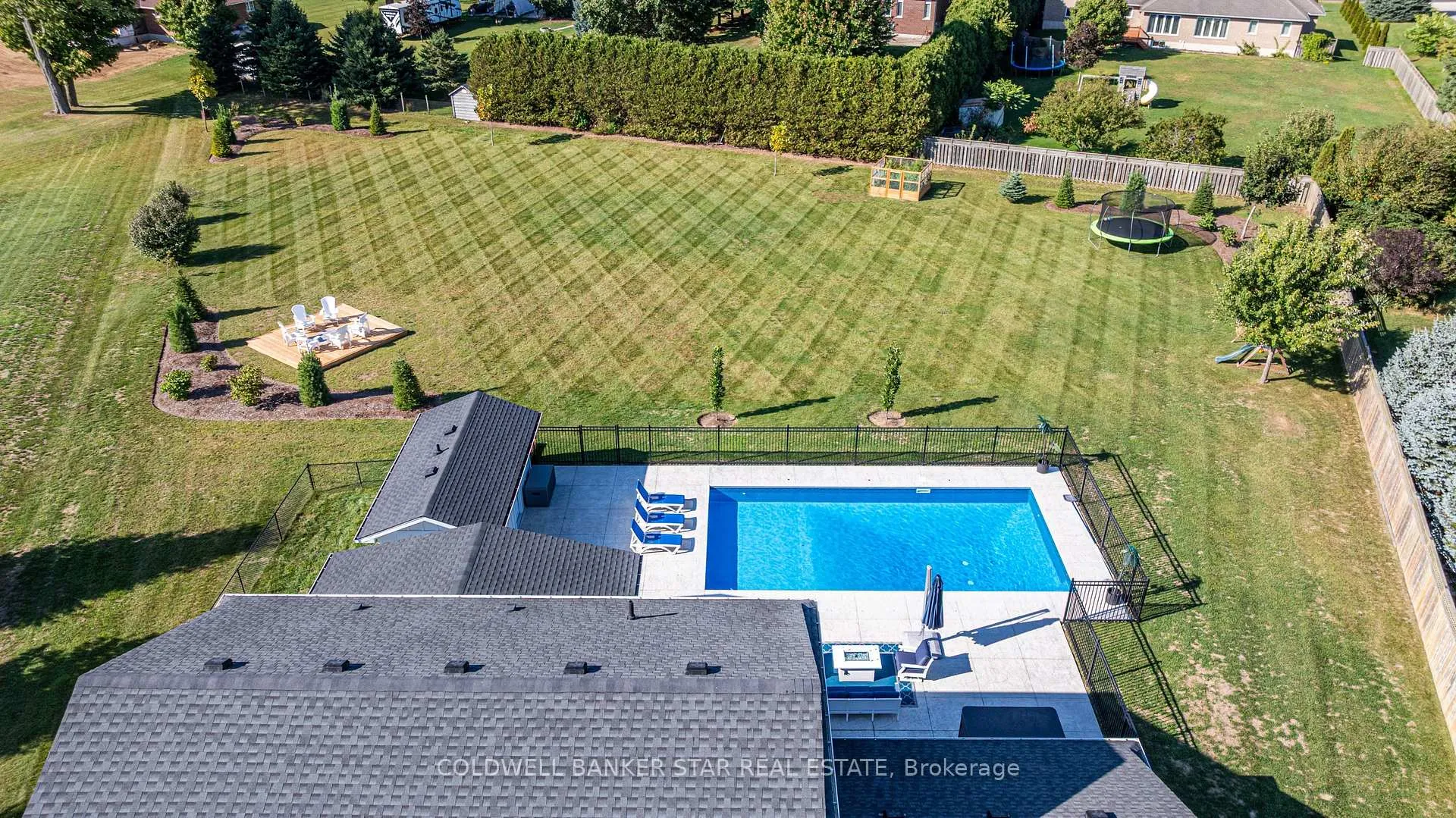 Photo 43 of 5229 Wales Crescent, Malahide, Copenhagen — HOMEH