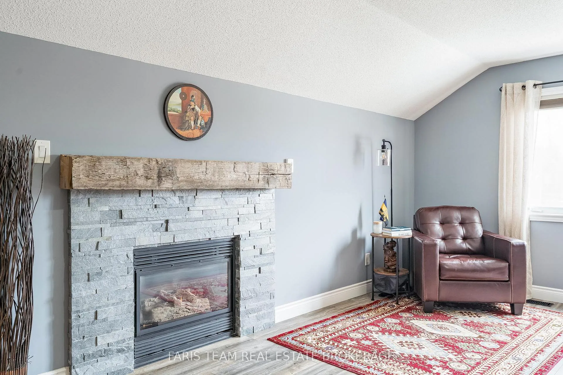 Photo 17 of 29 Riverdale Drive, Wasaga Beach — HOMEH