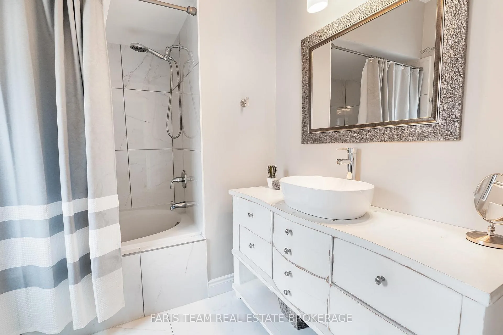 Photo 21 of 29 Riverdale Drive, Wasaga Beach — HOMEH