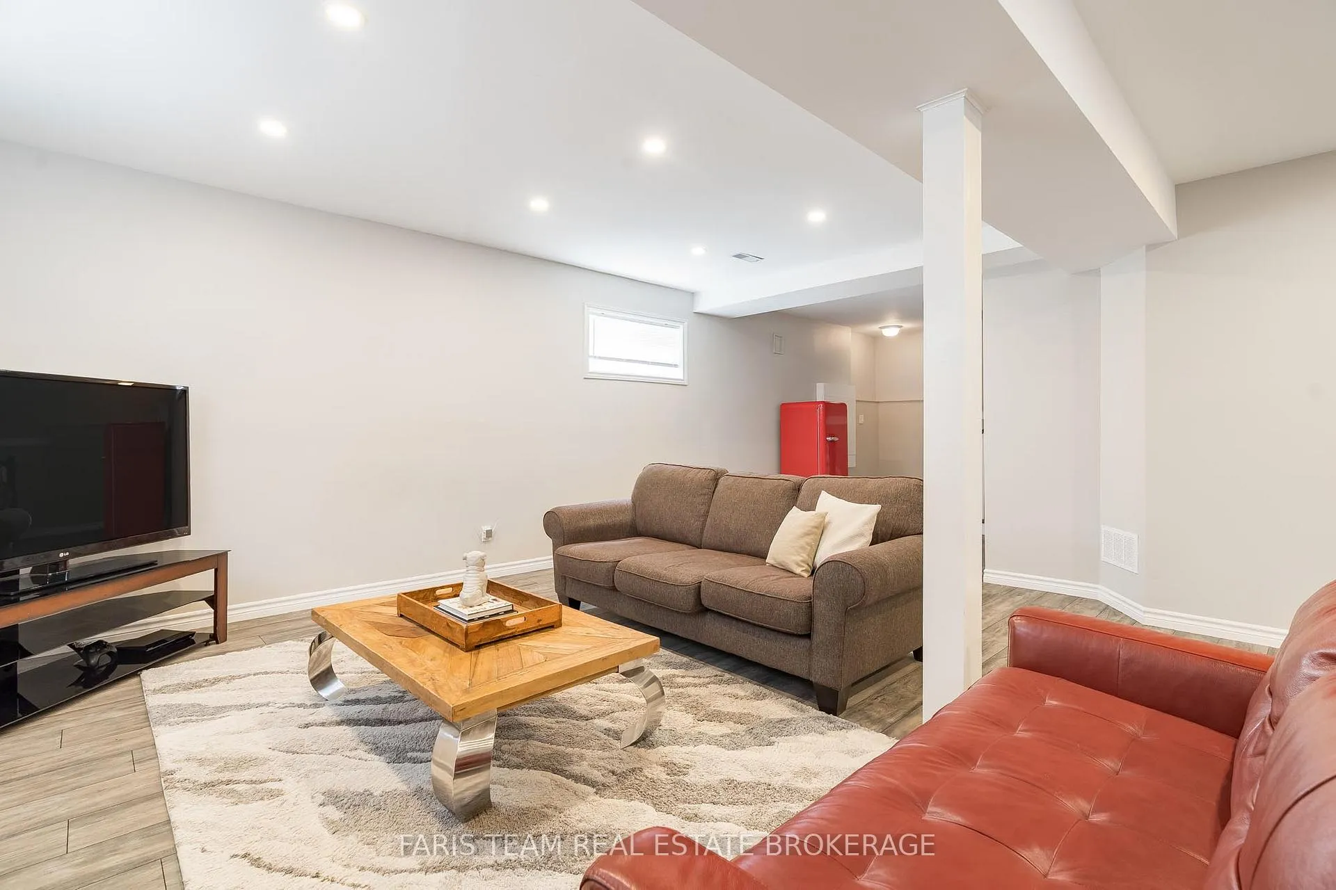 Photo 23 of 29 Riverdale Drive, Wasaga Beach — HOMEH
