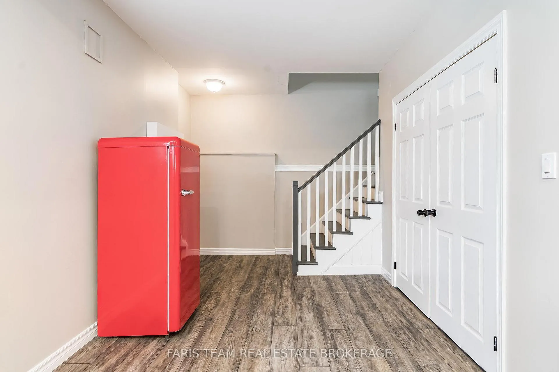 Photo 28 of 29 Riverdale Drive, Wasaga Beach — HOMEH