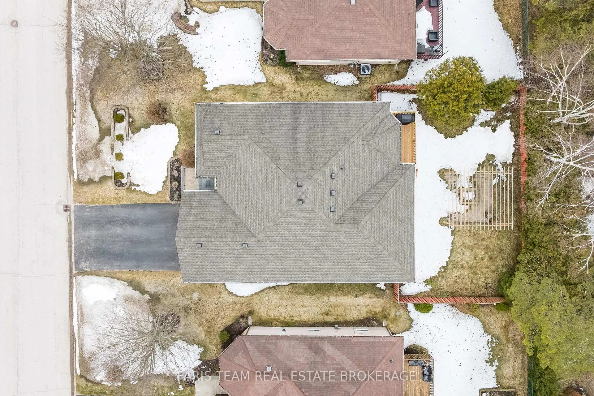 Photo 46 of 29 Riverdale Drive, Wasaga Beach — HOMEH