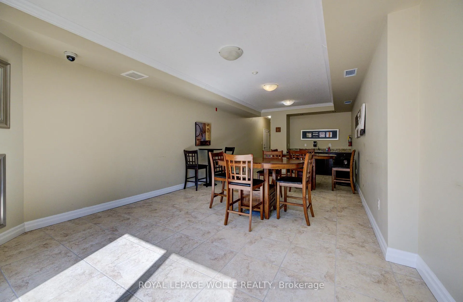 Photo 38 of Unit 407, 539 Belmont Avenue W, Kitchener — HOMEH