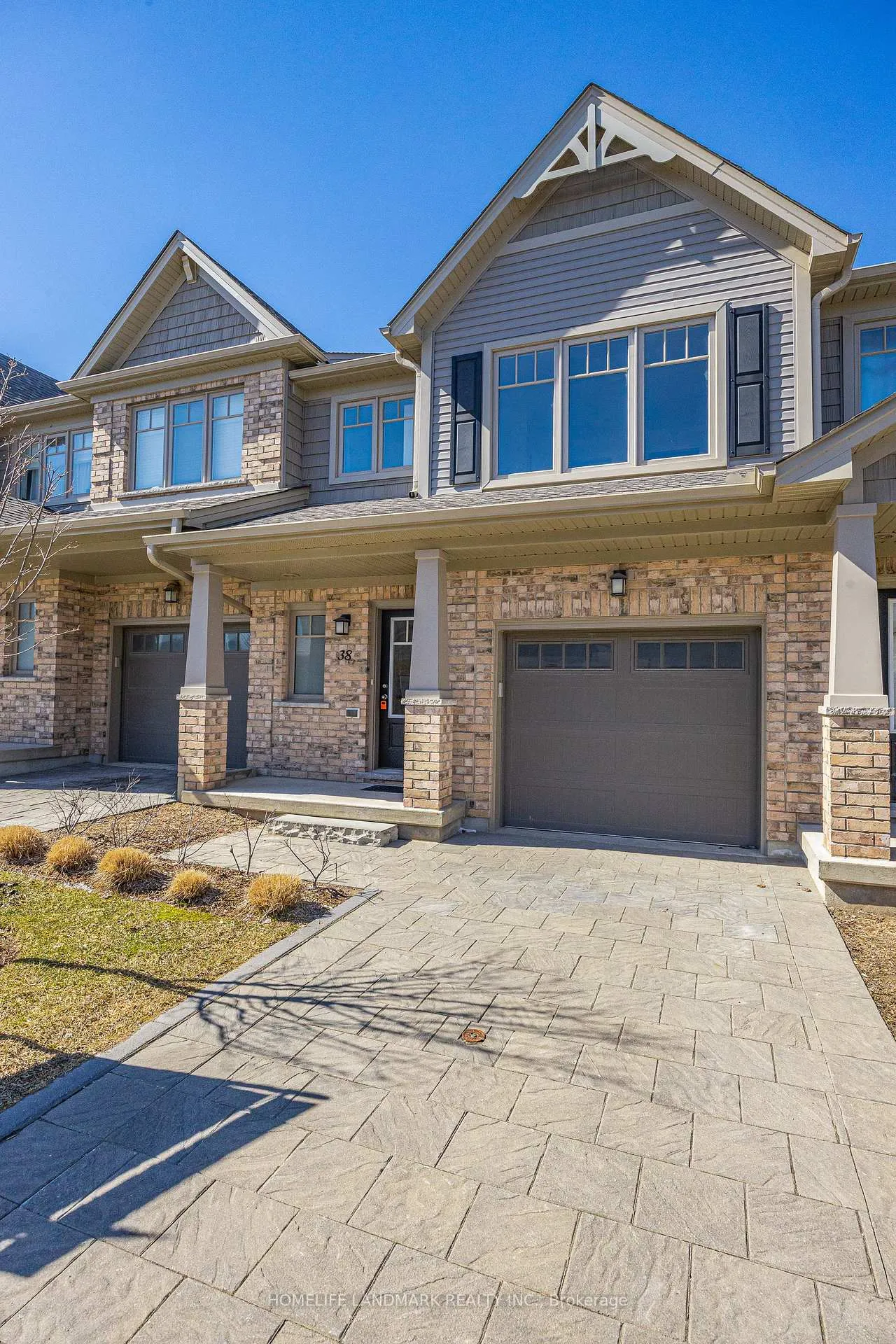 Photo 2 of Unit 38, 2491 Tokala Trail, London, North S — HOMEH