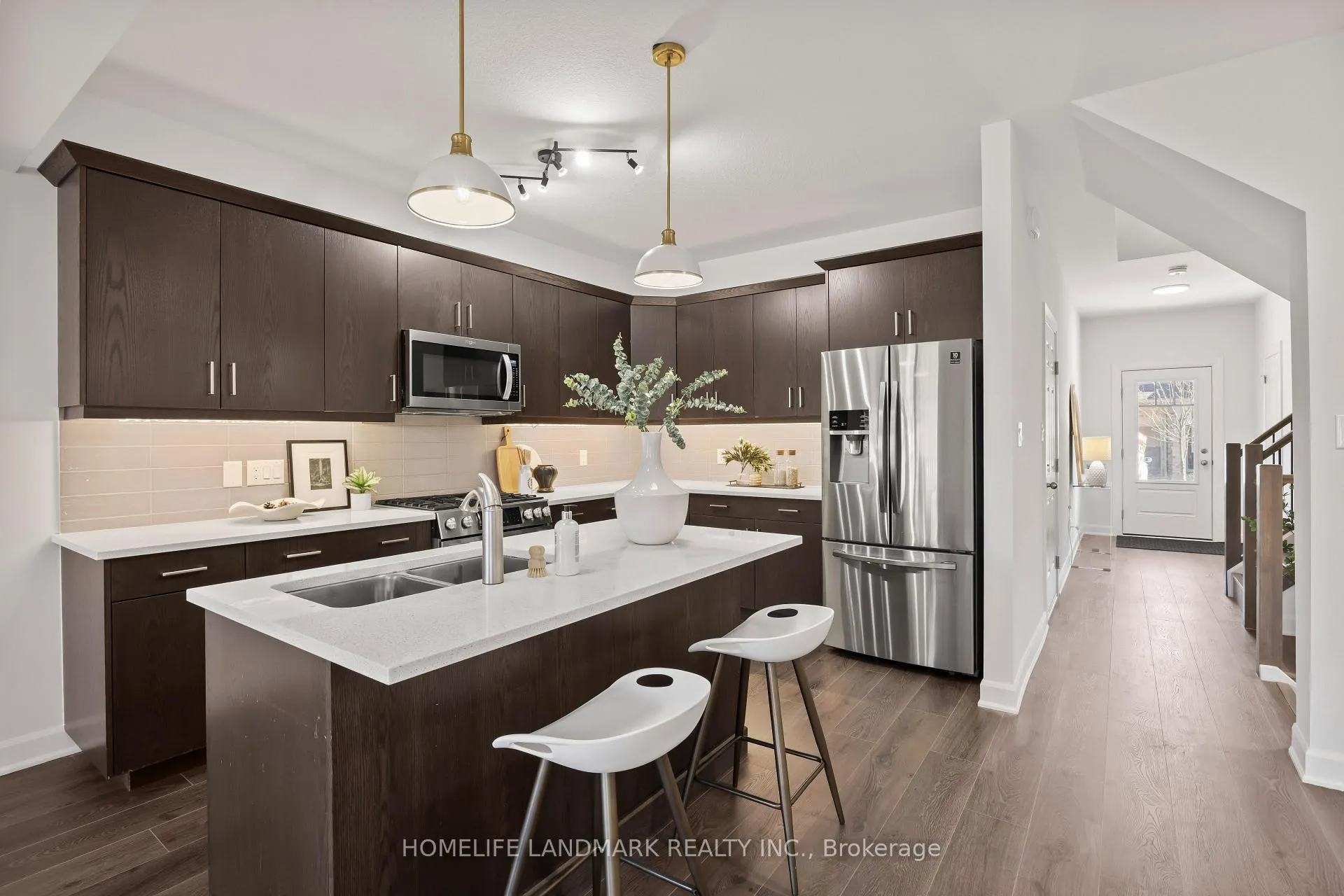 Photo 8 of Unit 38, 2491 Tokala Trail, London, North S — HOMEH