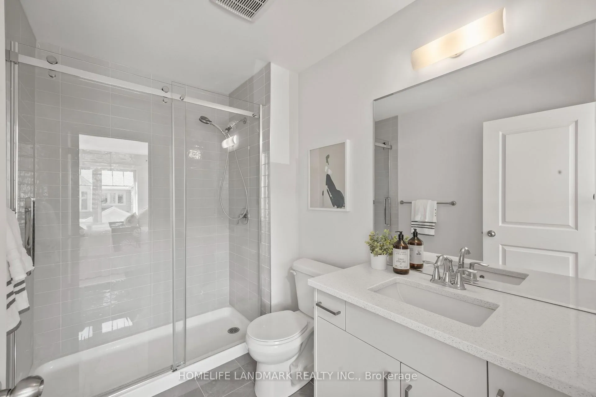 Photo 21 of Unit 38, 2491 Tokala Trail, London, North S — HOMEH