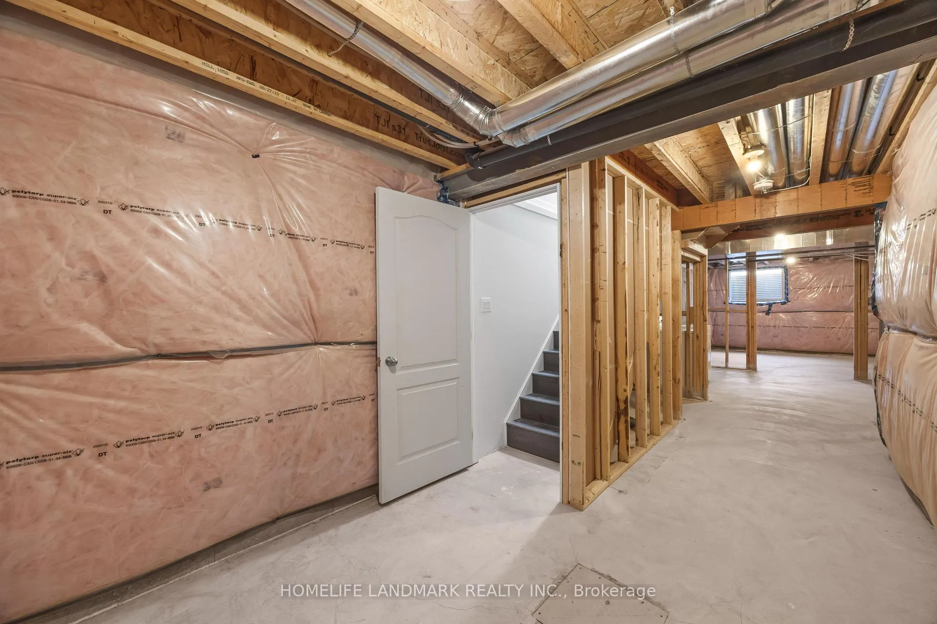 Photo 29 of Unit 38, 2491 Tokala Trail, London, North S — HOMEH