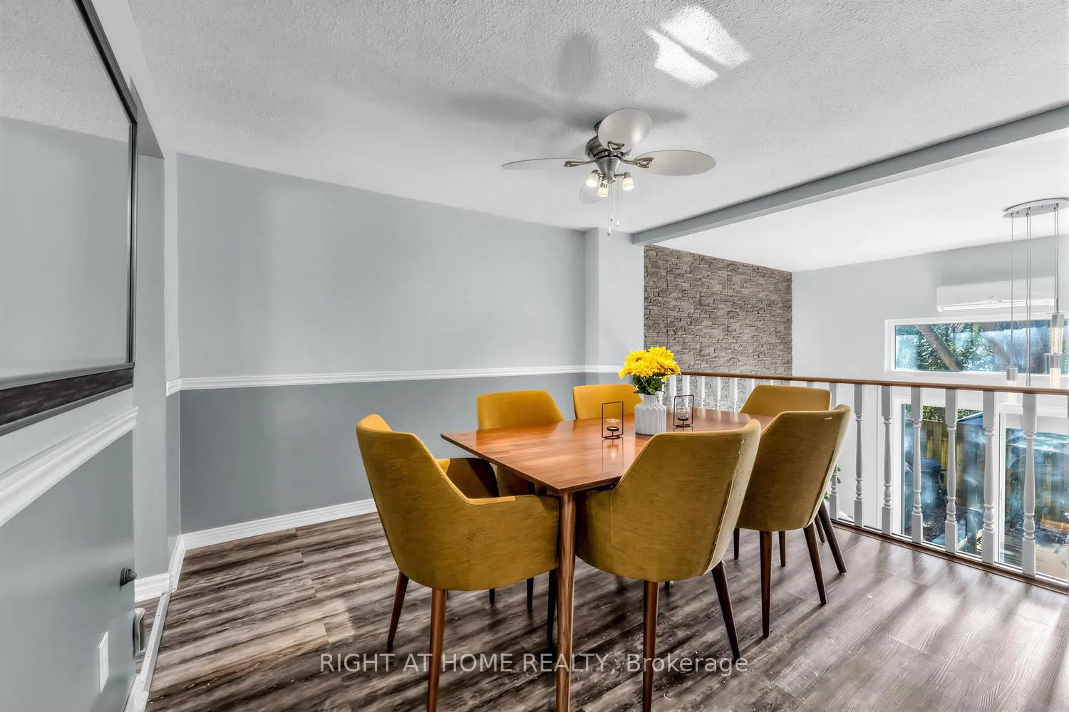 Photo 10 of Unit 3, 2 Worton Avenue, Guelph, Willow West/Sugarbush/West Acres — HOMEH