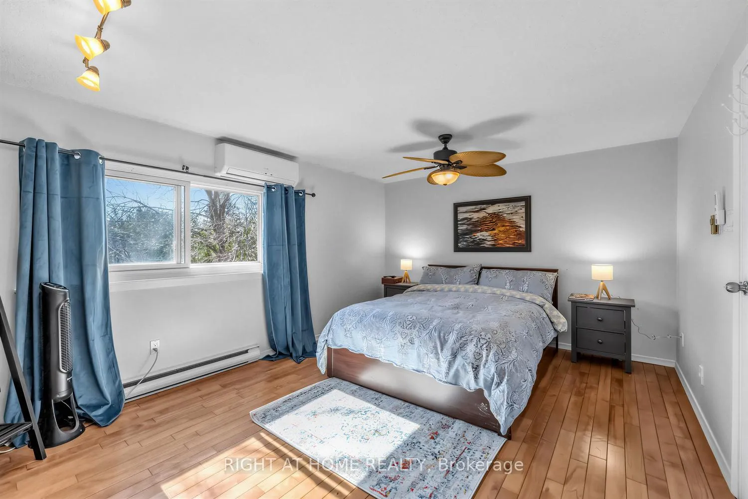 Photo 12 of Unit 3, 2 Worton Avenue, Guelph, Willow West/Sugarbush/West Acres — HOMEH