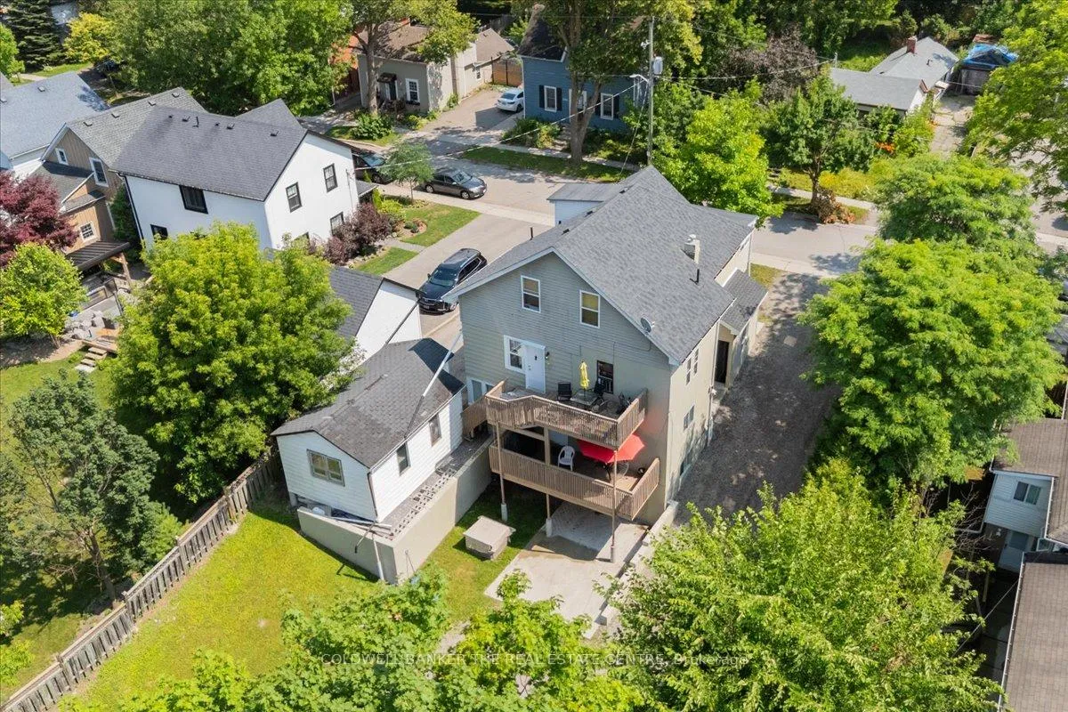 Photo 8 of 379 Simcoe Street, Newmarket, Central Newmarket — HOMEH