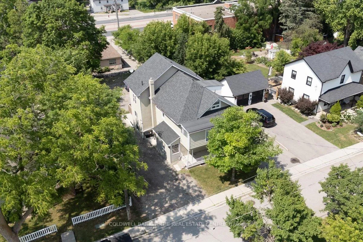 Photo 11 of 379 Simcoe Street, Newmarket, Central Newmarket — HOMEH