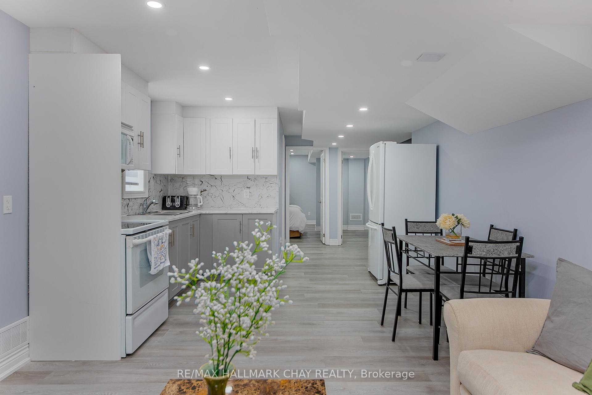 Photo 11 of Unit B1, 896 John Street, Innisfil, Churchill — HOMEH