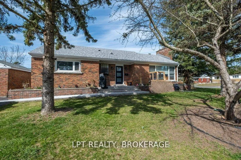 Photo 1 of 9 Elizabeth Avenue, Kingston, West of Sir John A. Blvd — HOMEH